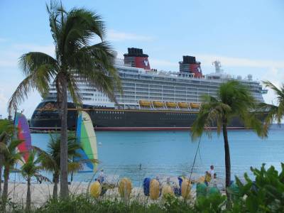 Photo illustrating Disney Dream at Castaway Cay