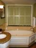 SSR_1br_-_bathroom_2_7-07.jpg