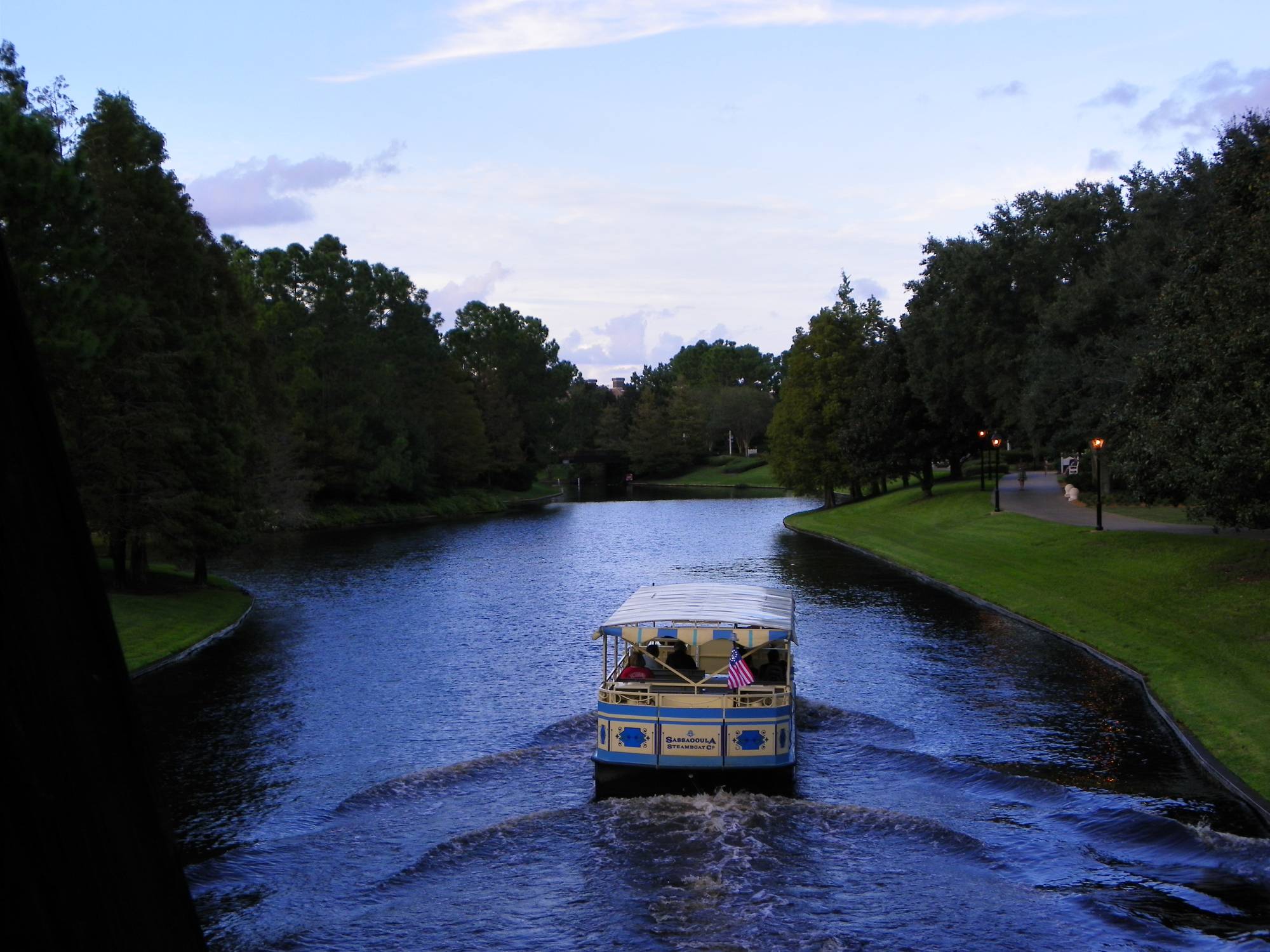 Cruise down the Sassagoula River to Port Orleans Riverside Resort with reviews and tips | PassPorter.com