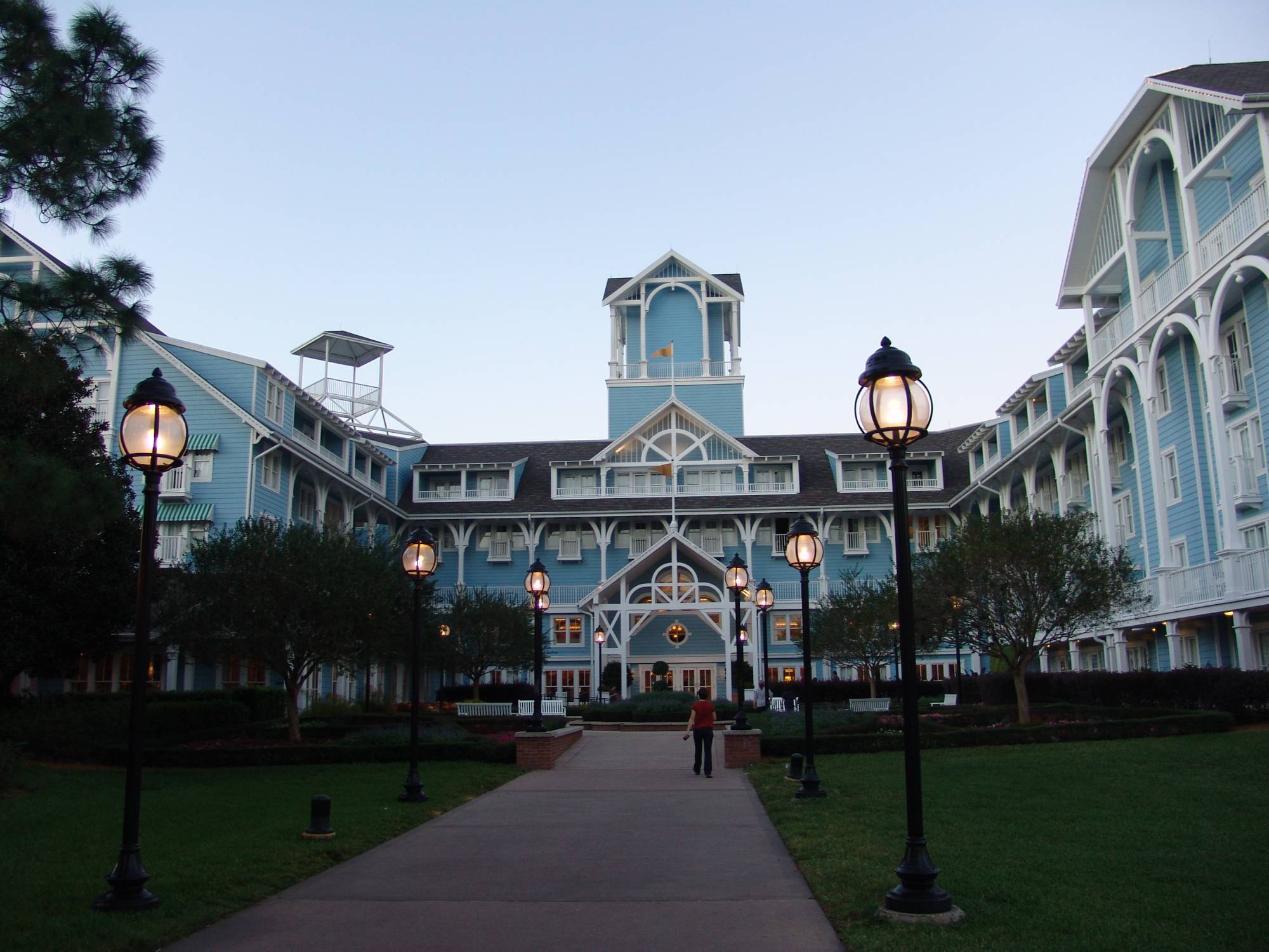 Explore the Shades of Green Resort at Walt Disney World with tips |PassPorter.com