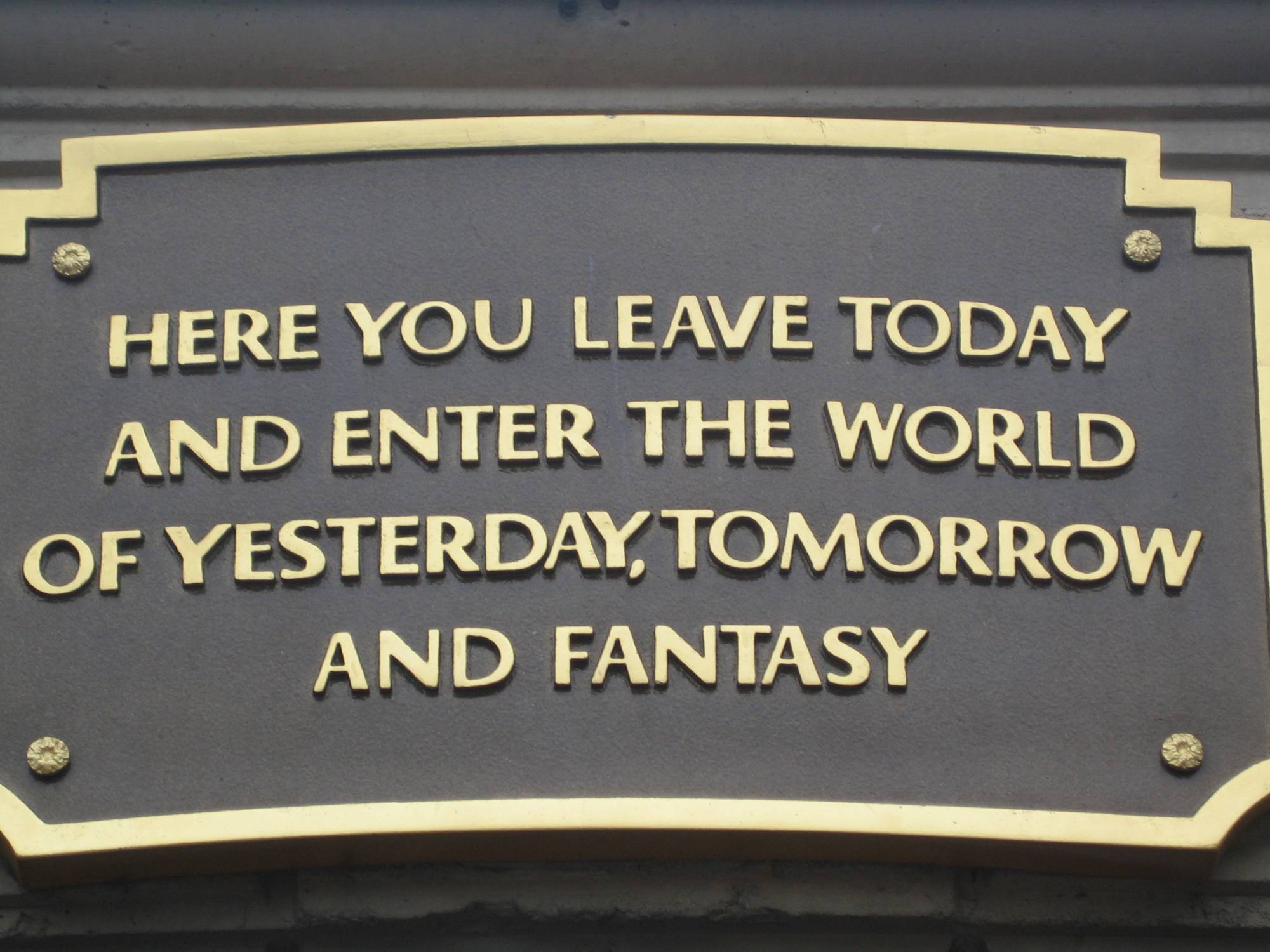 Touring Disneyland, the 'original' Magic Kingdom |PassPorter.com