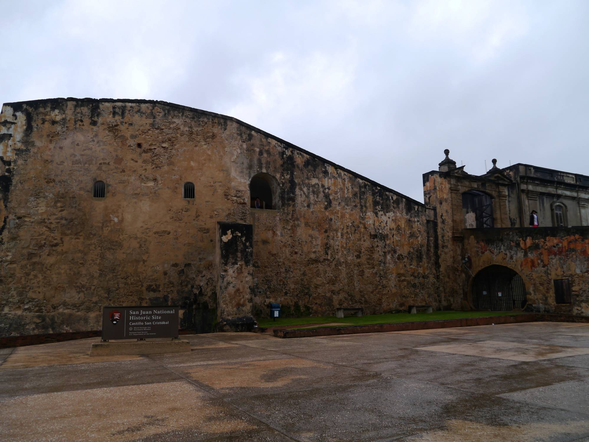 Explore the Castillo San Cristobal in San Juan  |PassPorter.com