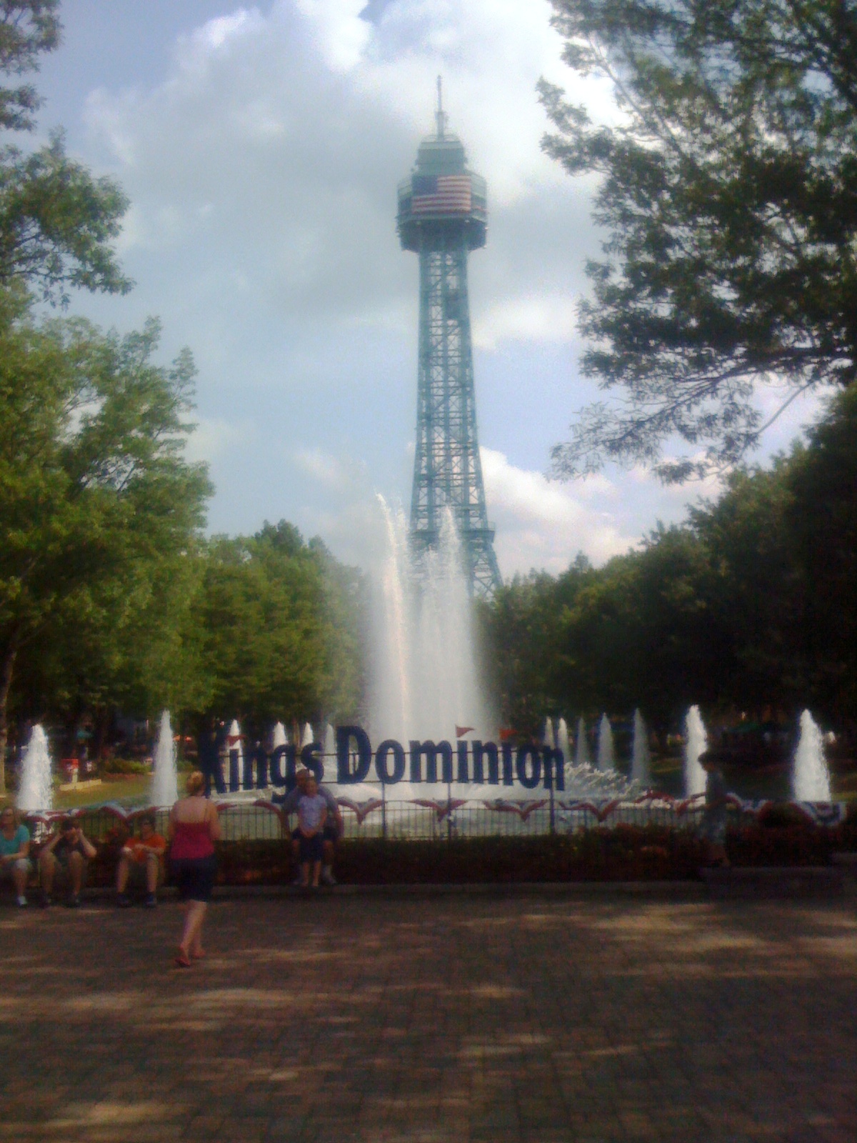 Explore Paramount King's Dominion from a Disney Fan's Point of View |PassPorter.com