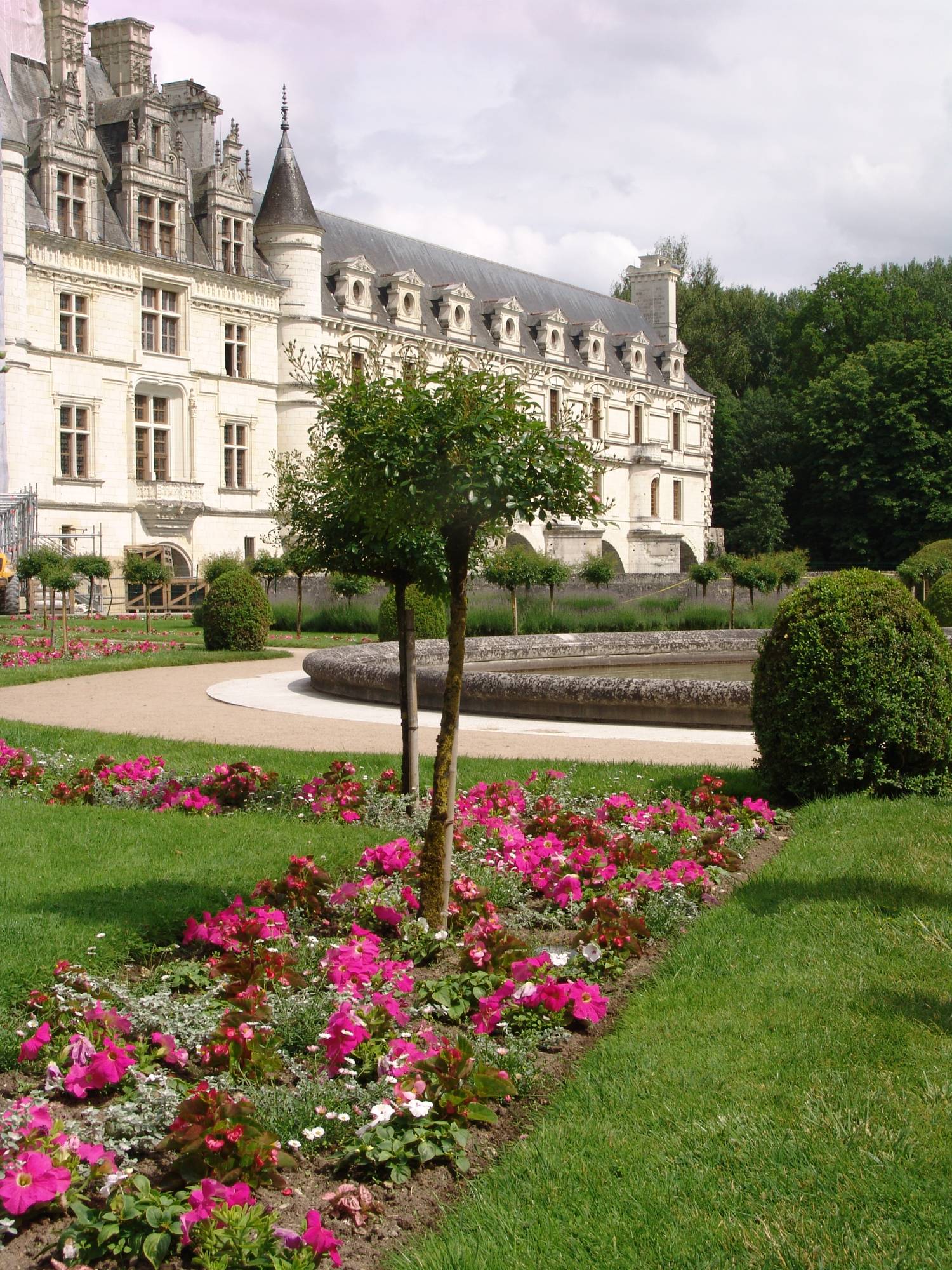 Explore the castles of the Loire Valley |PassPorter.com