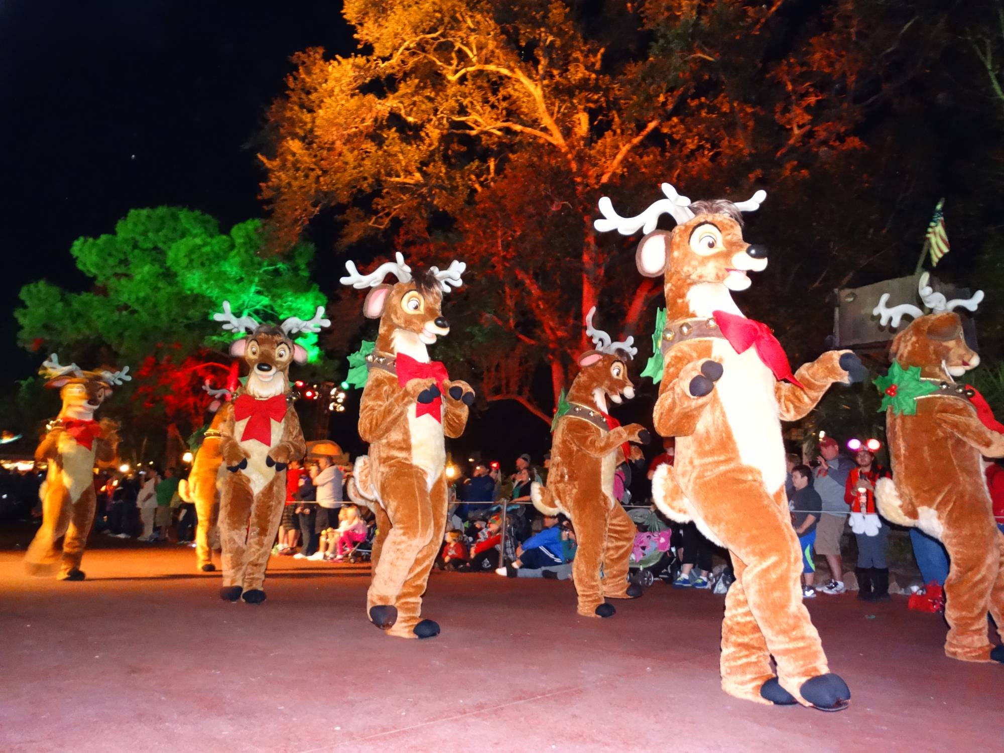 Celebrate the holidays with Mickey at Mickey's Very Merry Christmas Party |PassPorter.com