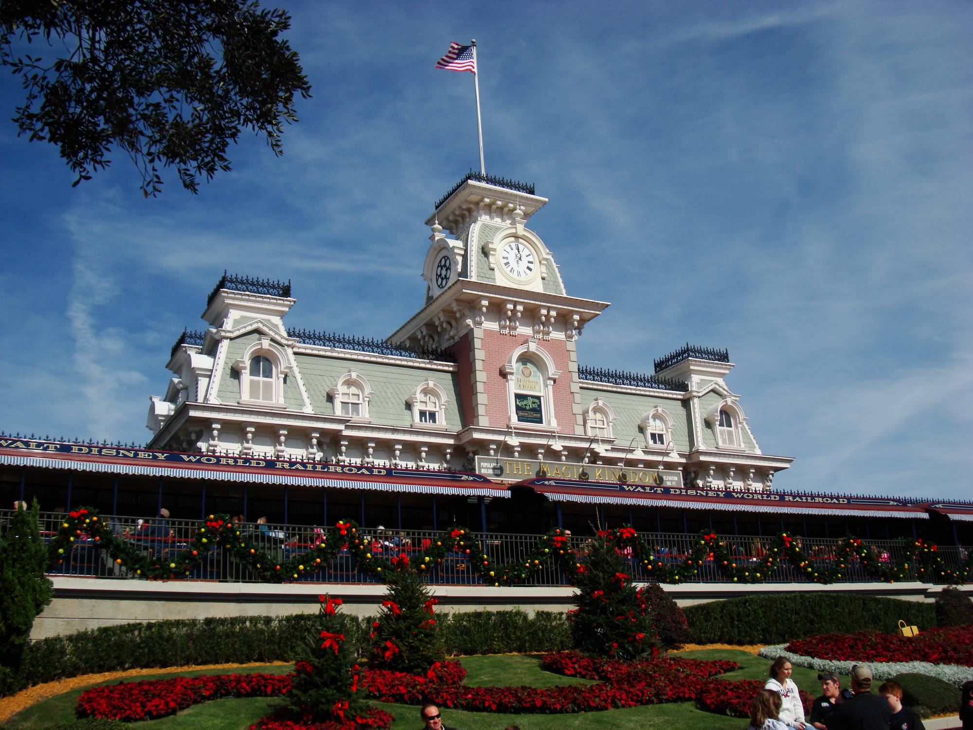 Learn about visiting Walt Disney World during the off-season | PassPorter.com