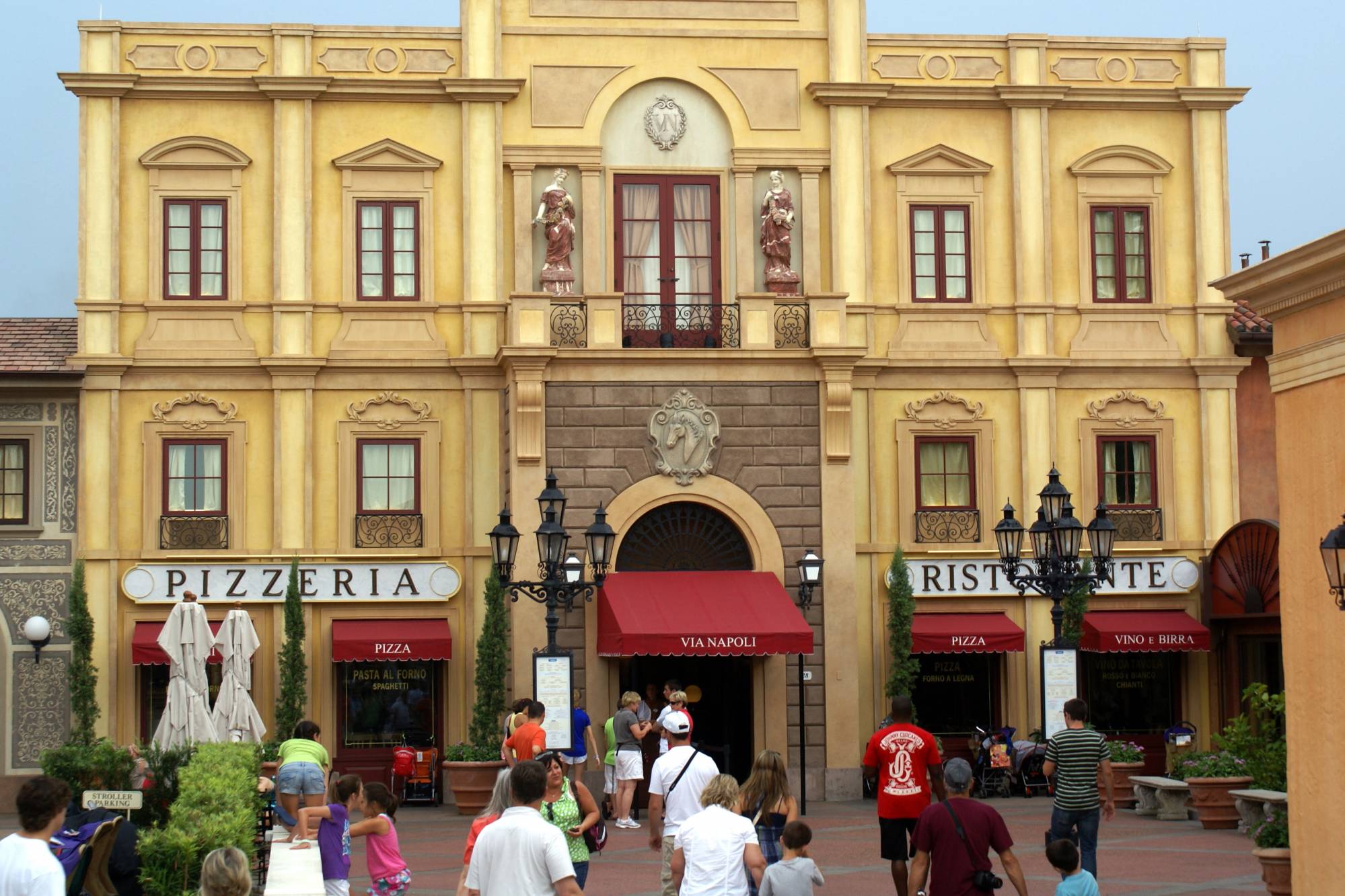 Enjoy a drink and a meal with friends or family at Tutto Gusto in Epcot |PassPorter.com