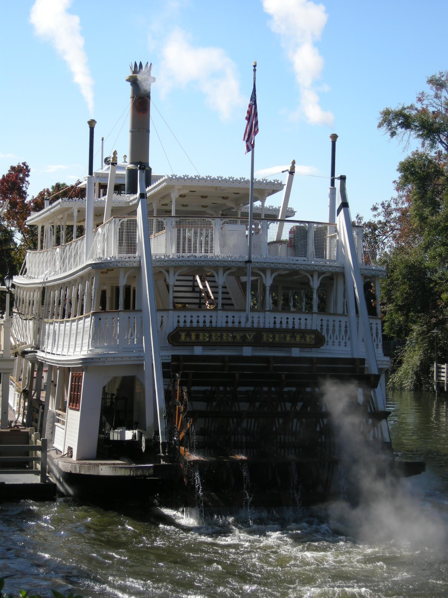 Magic Kingdom - Liberty Square - Liberty Belle Riverboat