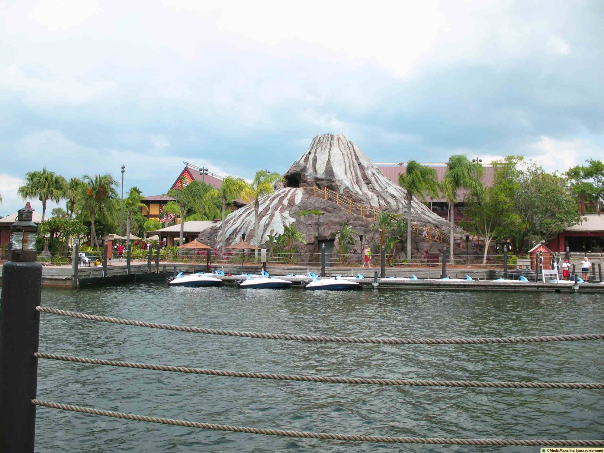 Polynesian - Nanea Volcano Theme Pool