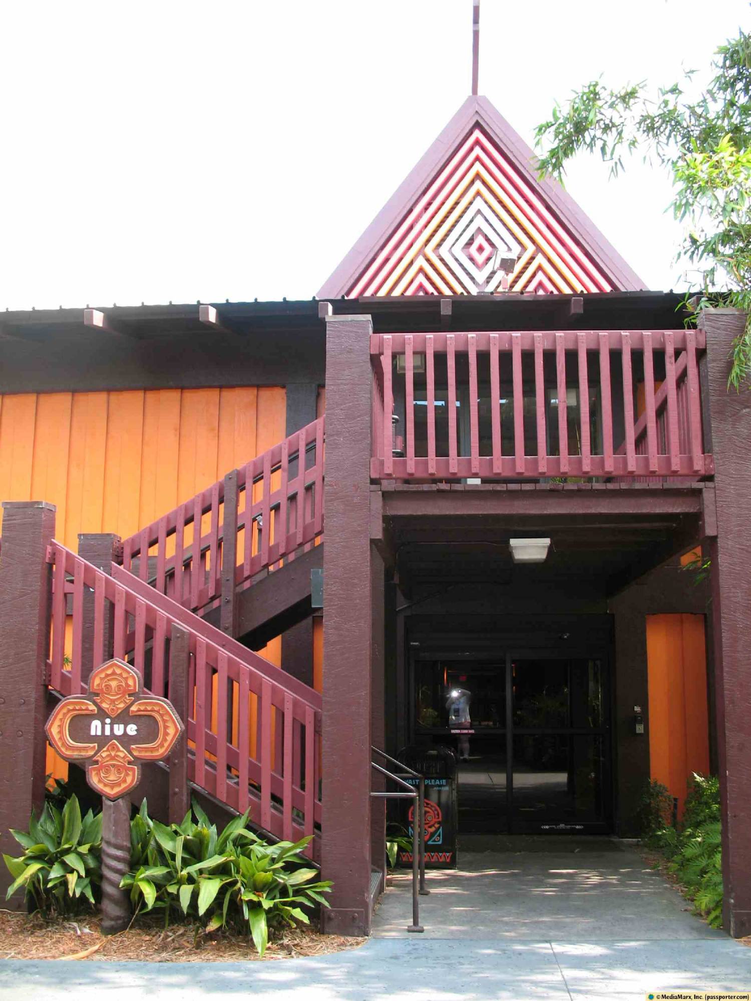 Polynesian - Niue Longhouse