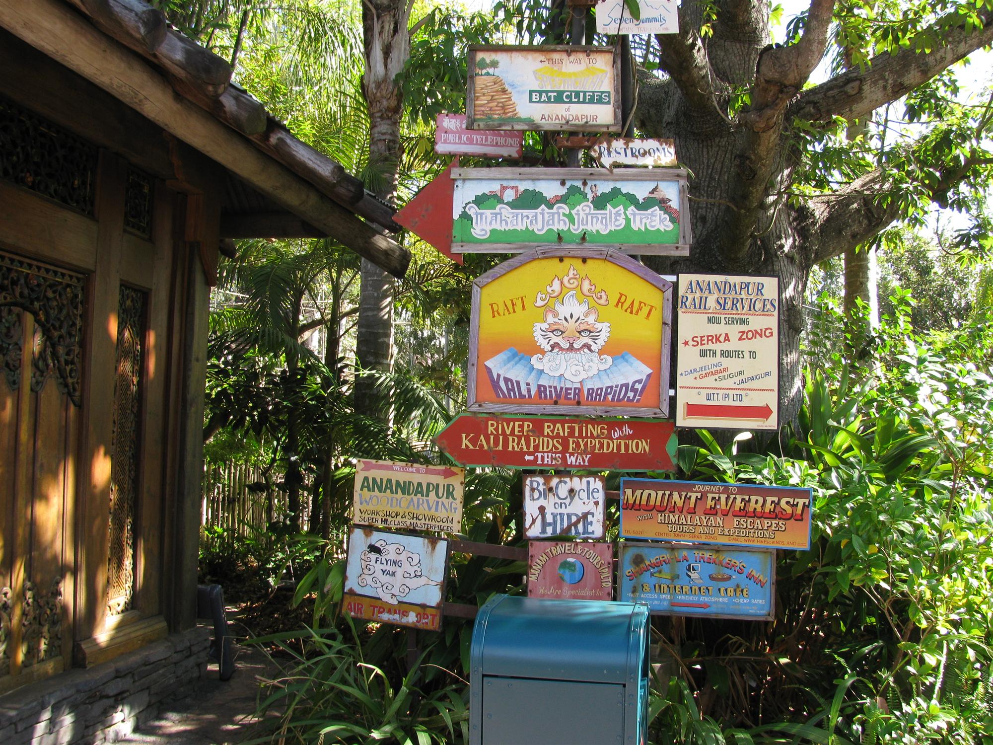 Animal Kingdom-Signs near Yak and Yeti