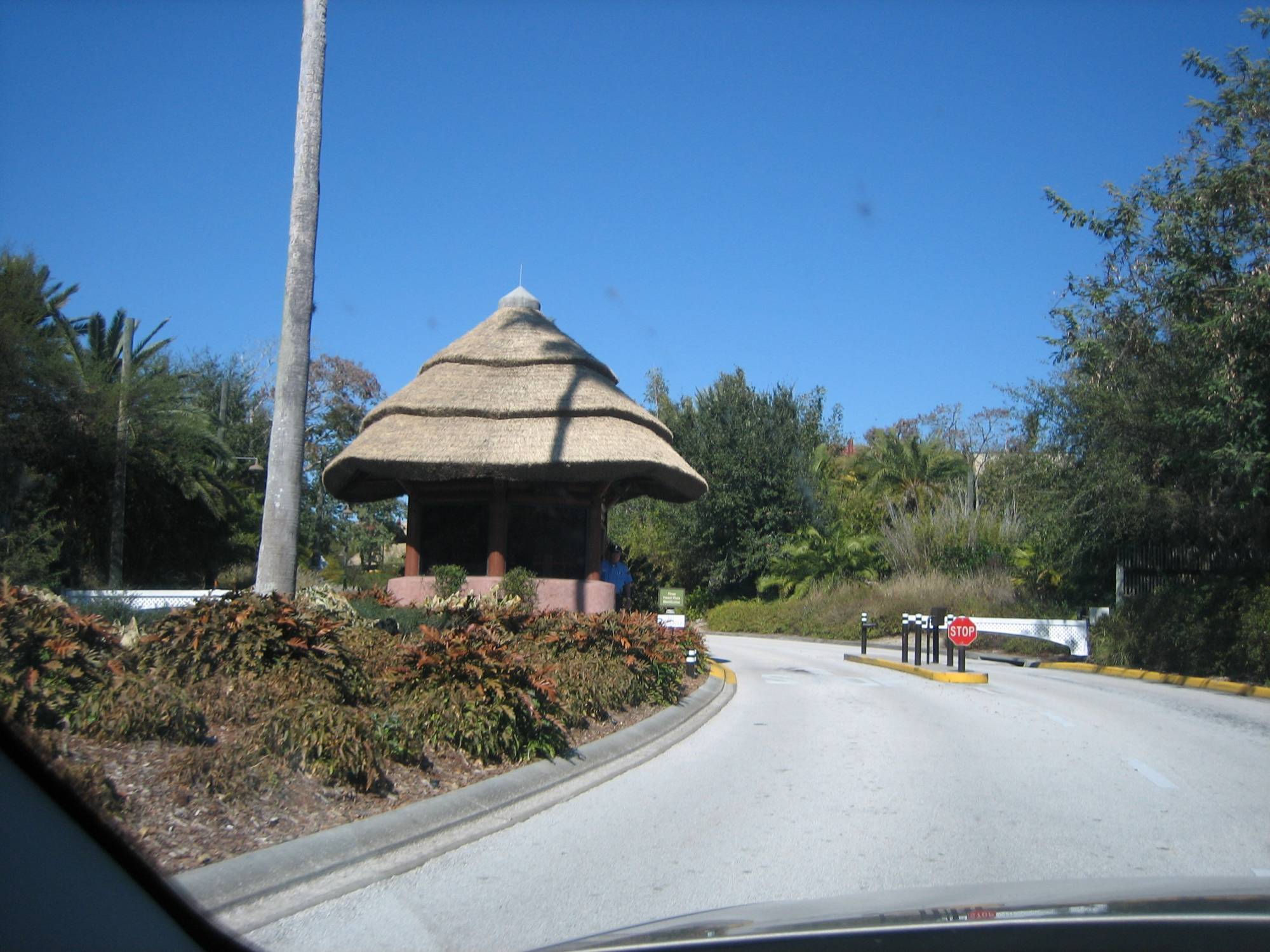 AKL Entrance from road