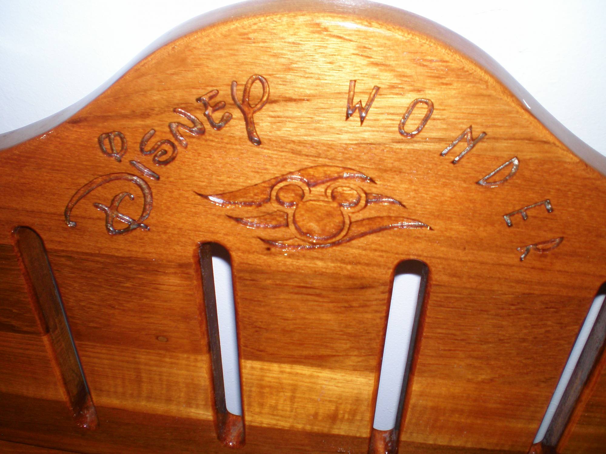 Disney Wonder Bench