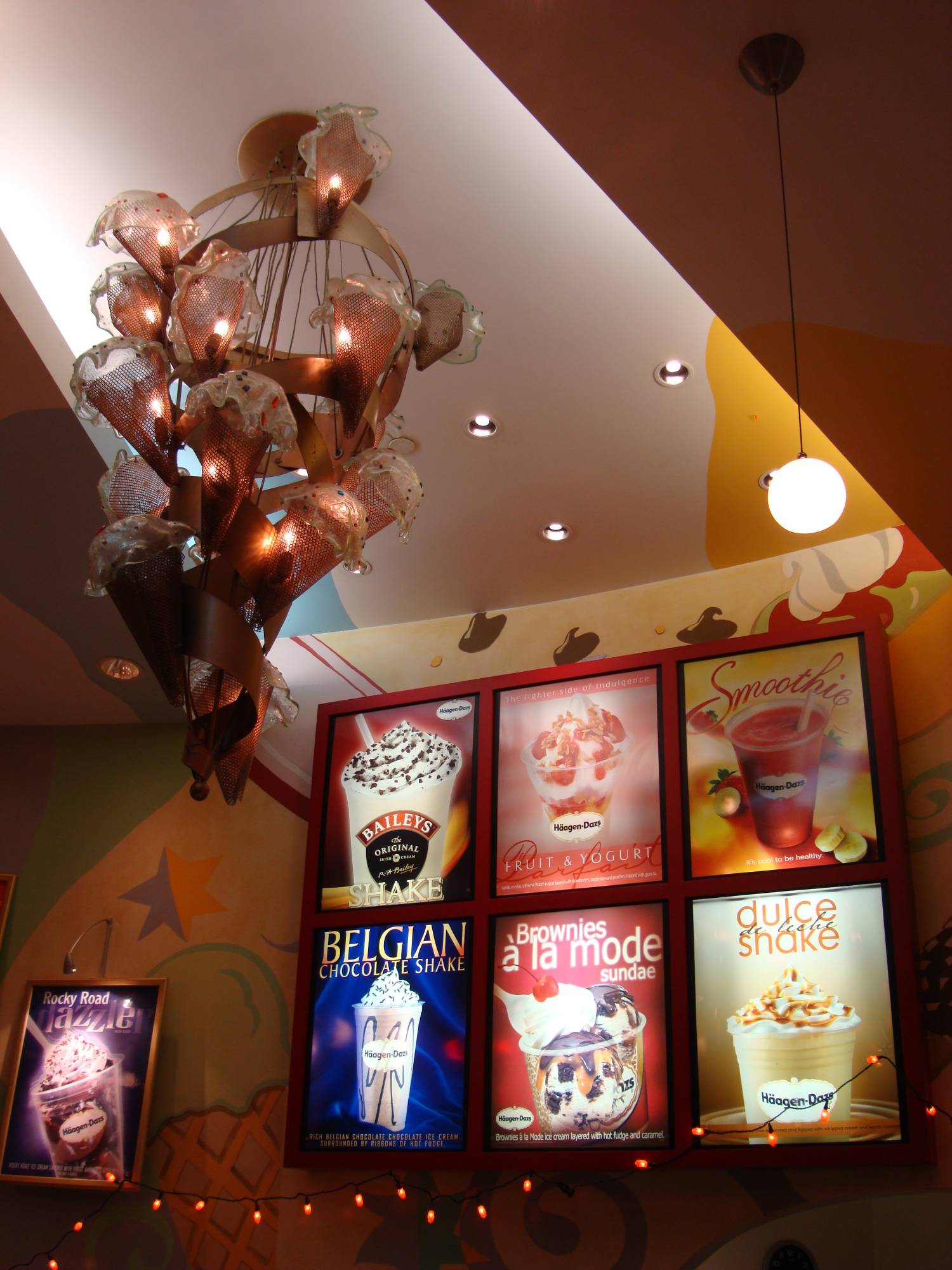 Downtown Disney - Haagen Dazs