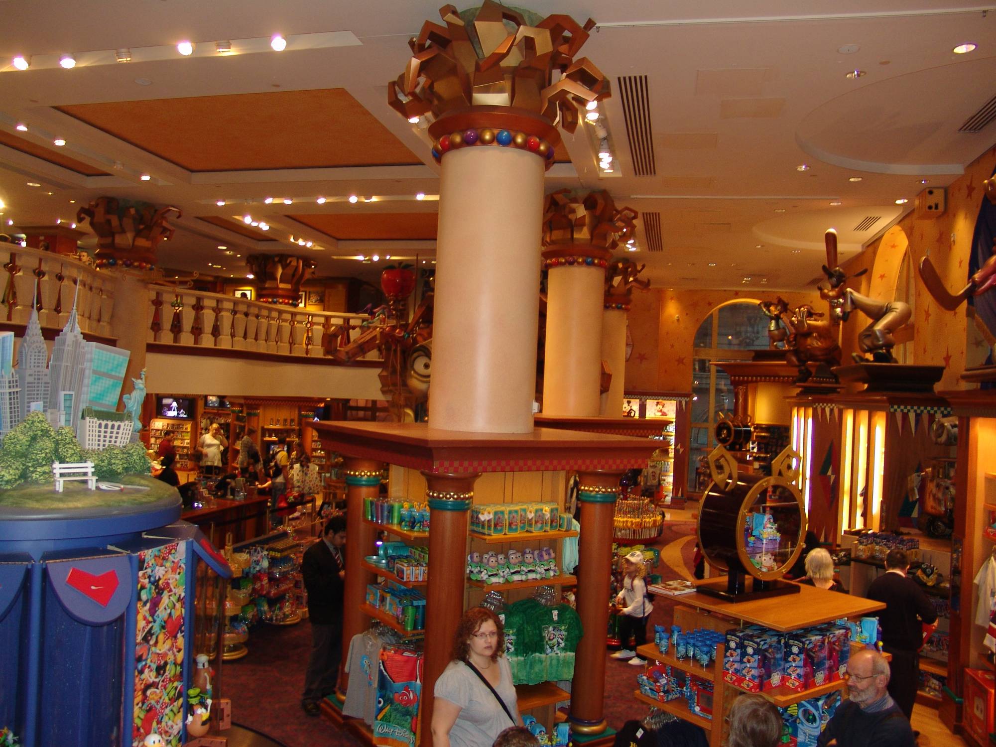 New York - World of Disney Store