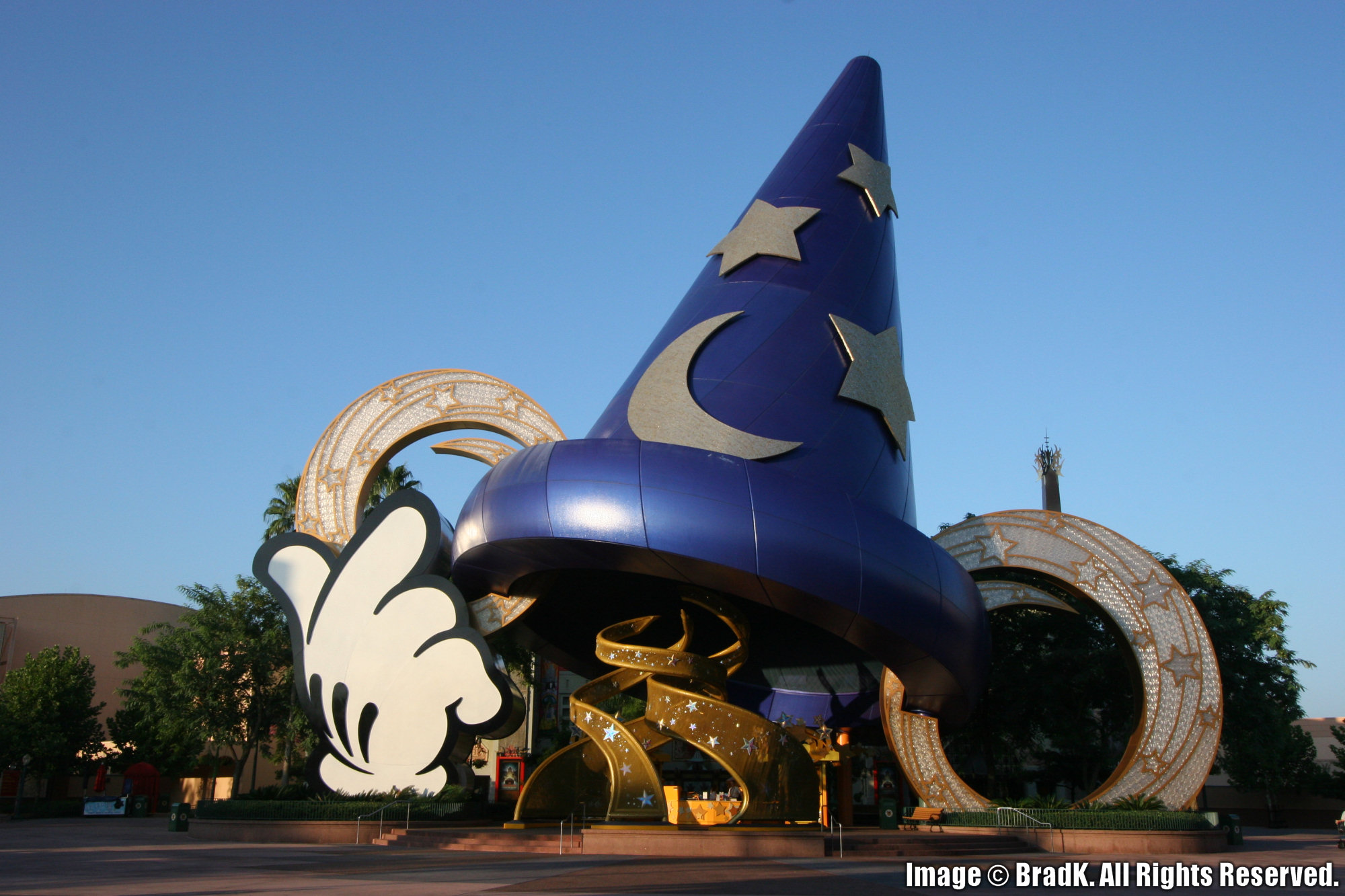 Disney Studios - Sorcerer's Hat