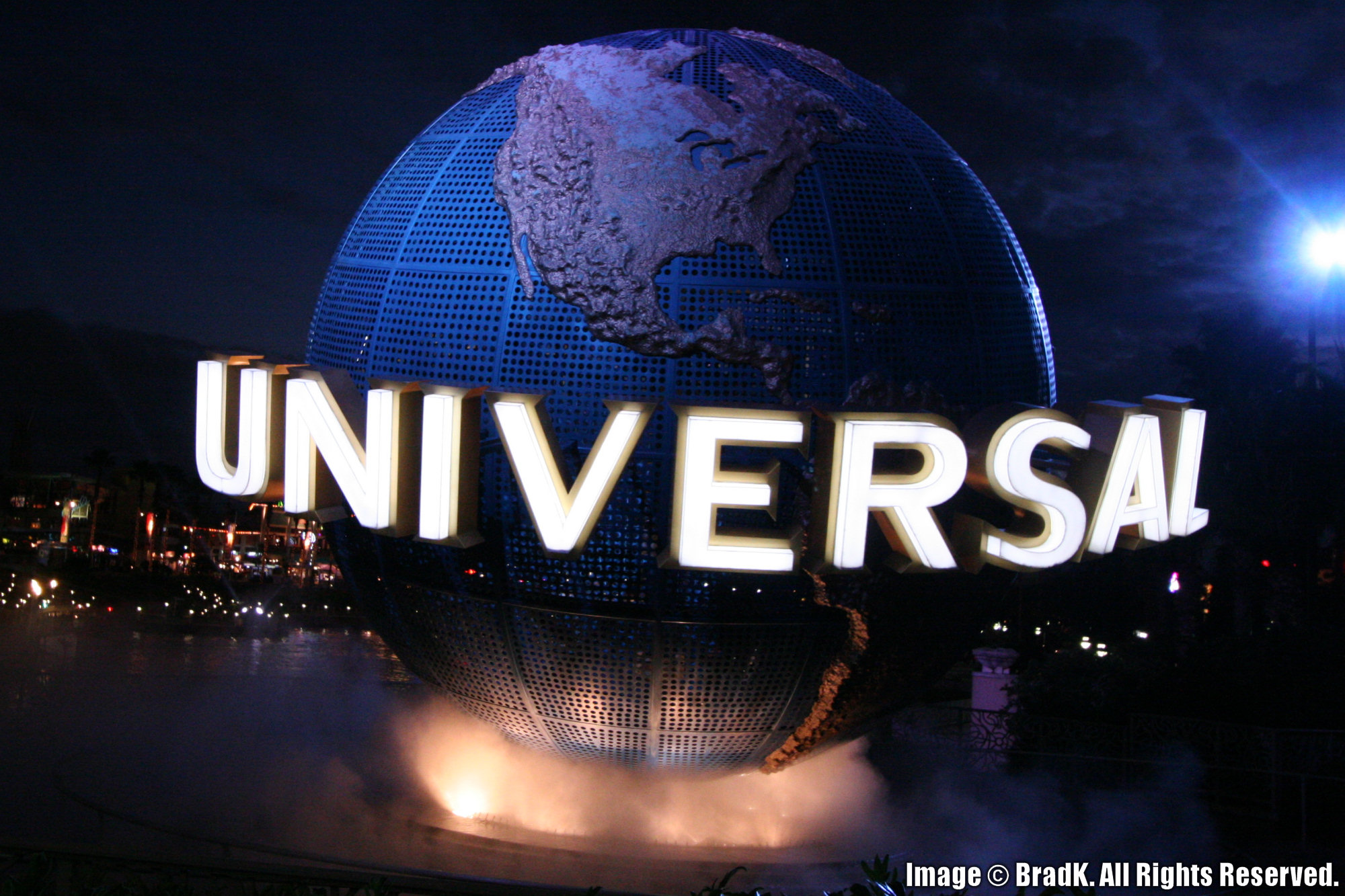 Universal Studios Florida - Universal Globe Fountain