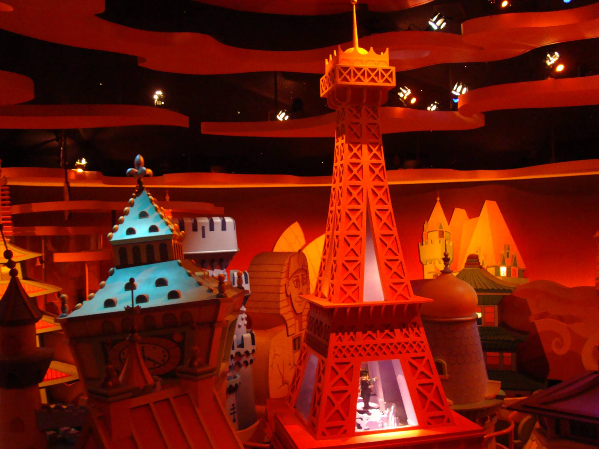 Disneyland Paris - It's A Small World
