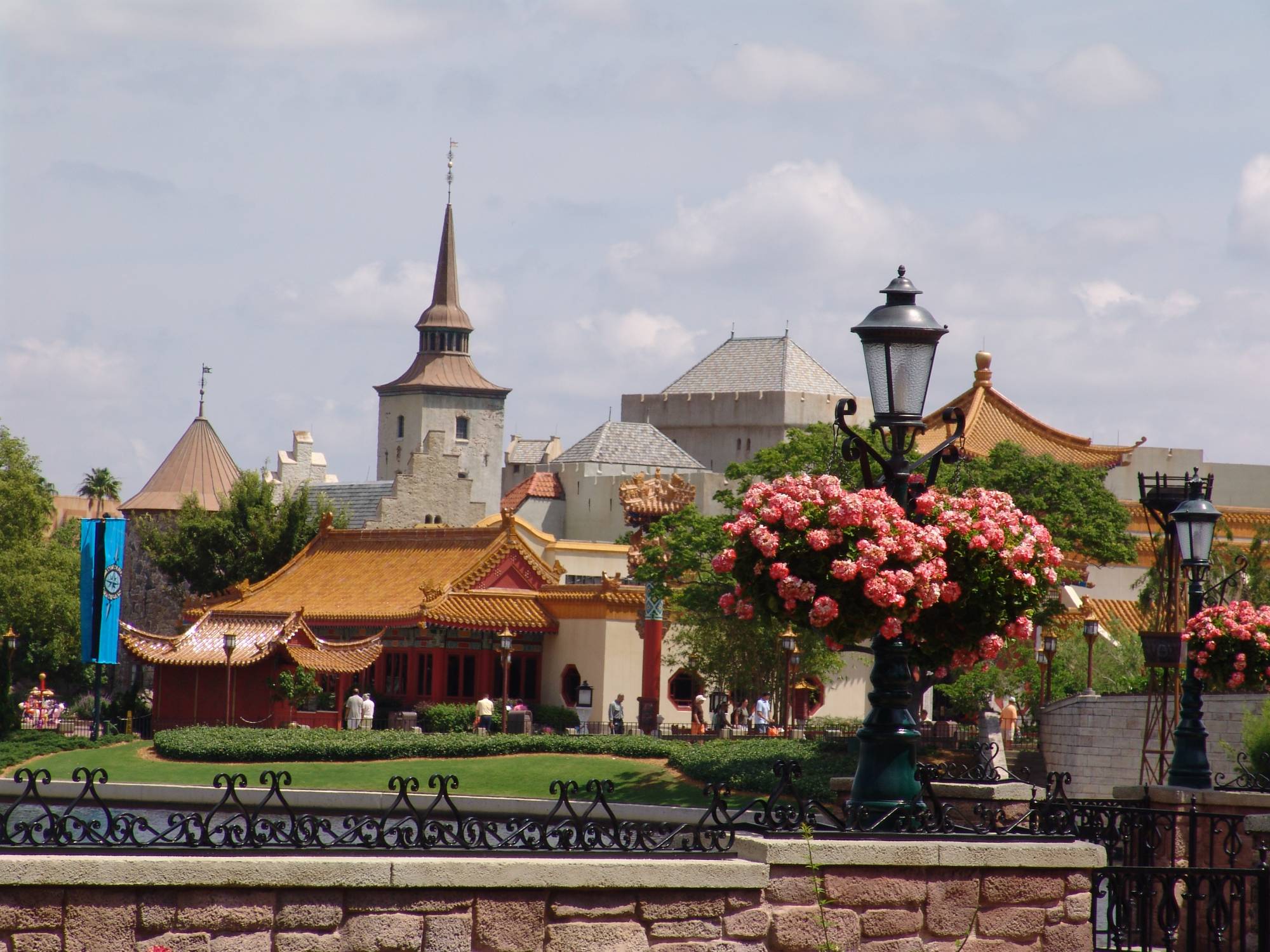Epcot - China and Norway