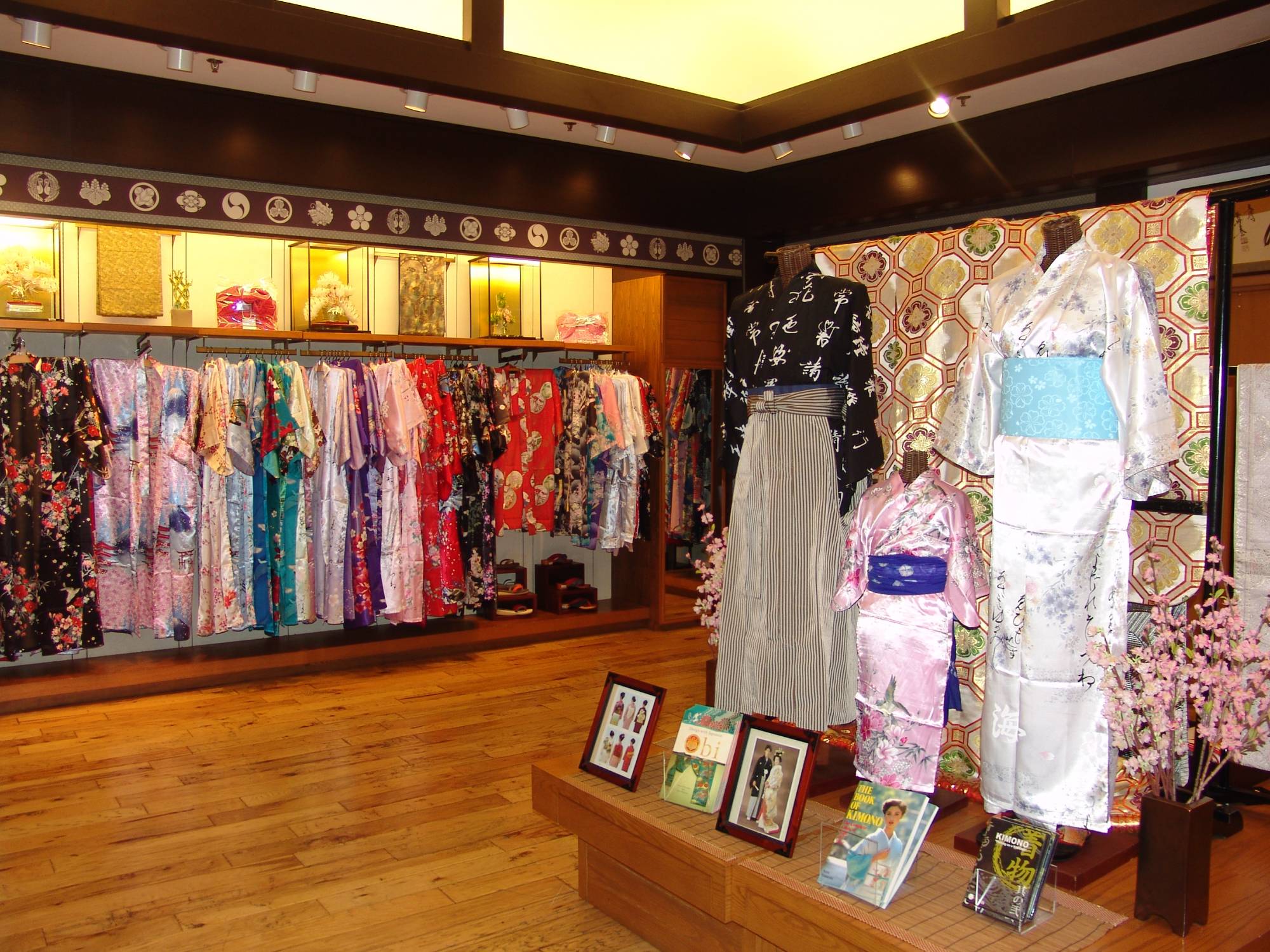 Epcot - Mitsukoshi store, Japan