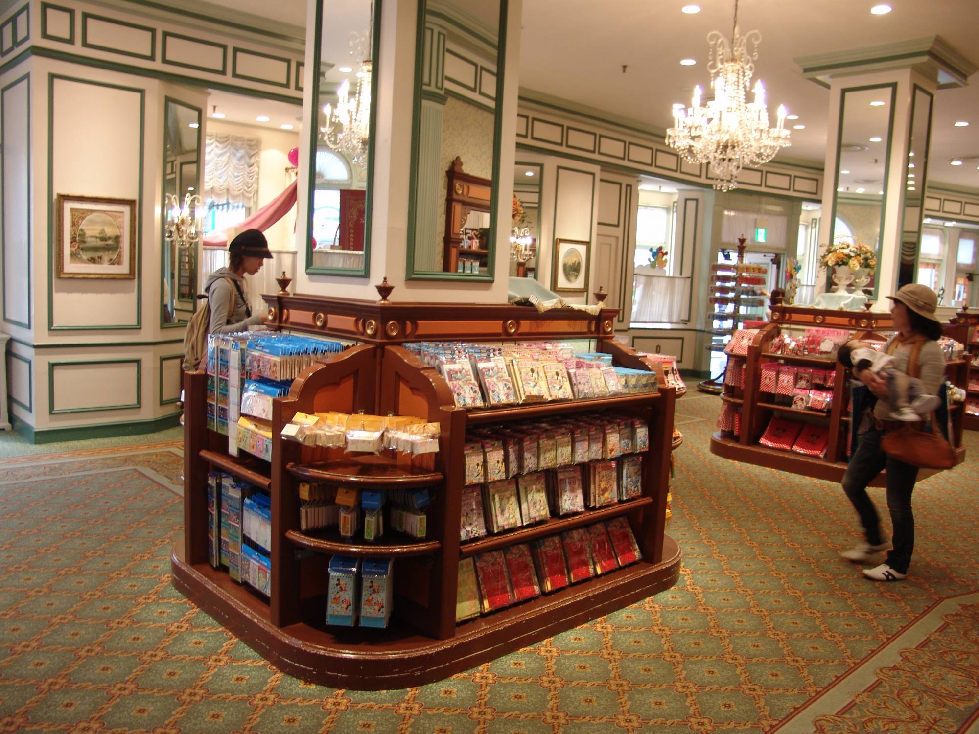 Tokyo Disneyland - World Bazaar shop