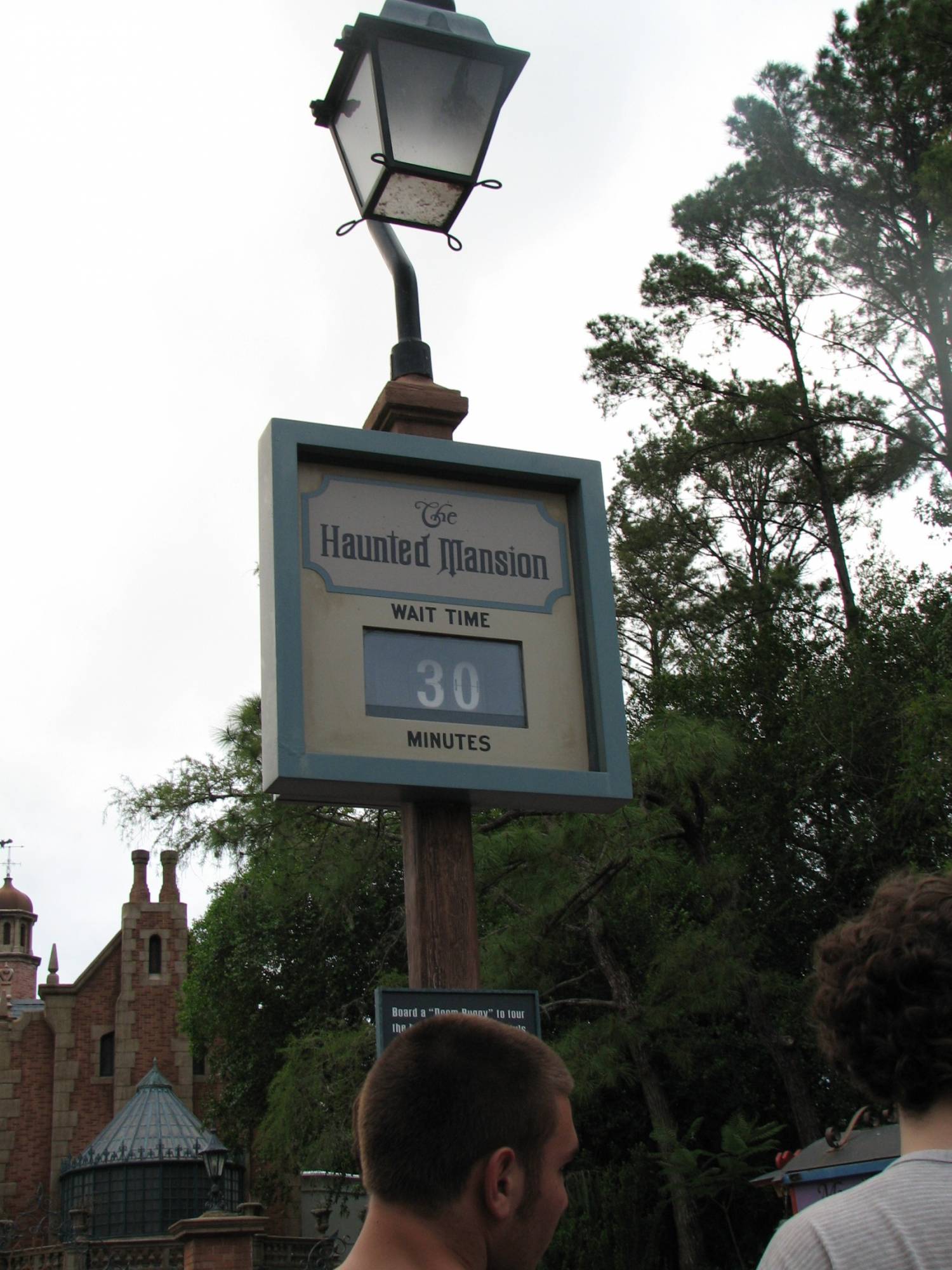 Magic Kingdom - Haunted Mansion, wait time