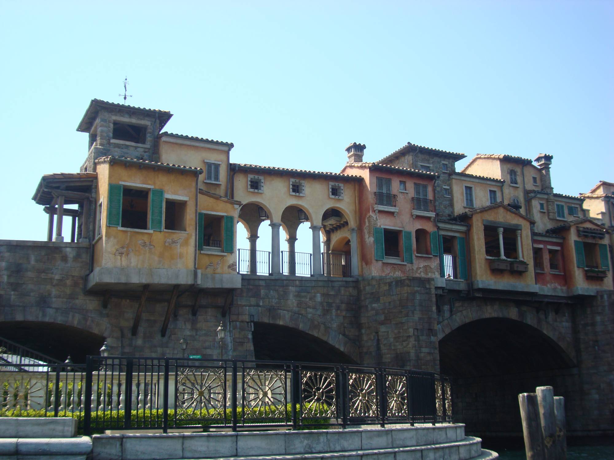 Tokyo Disneyland - Ponte Vecchio