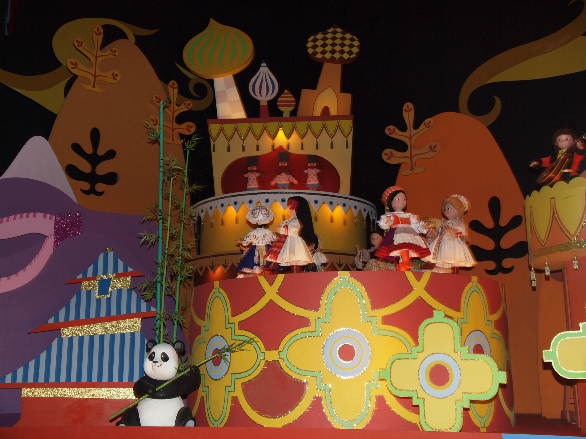 Magic Kingdom - Fantasyland - It's A Small World