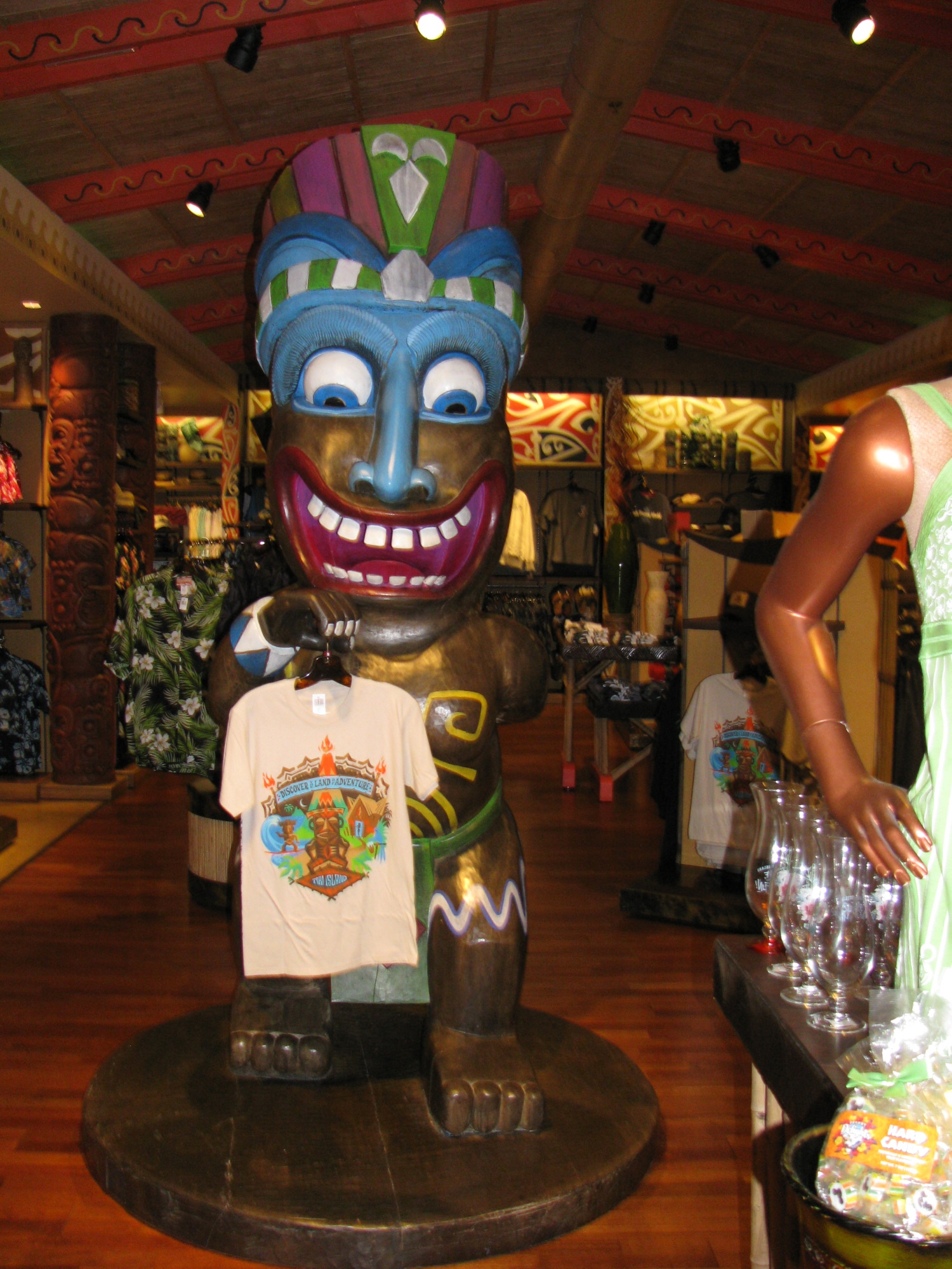 Polynesian Resort - Gift Shop
