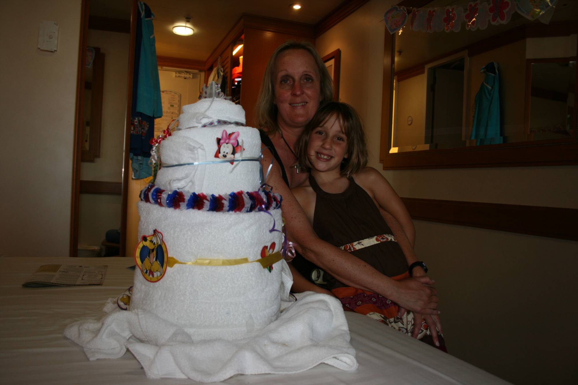 Disney Magic &quot;Cake&quot; Towel Sculpture