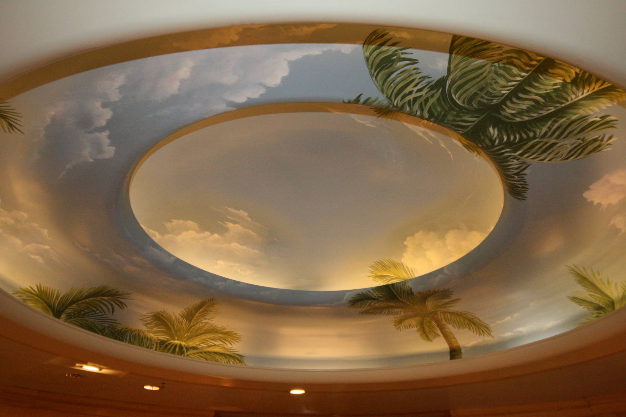 Vista Spa/Salon Lobby Ceiling