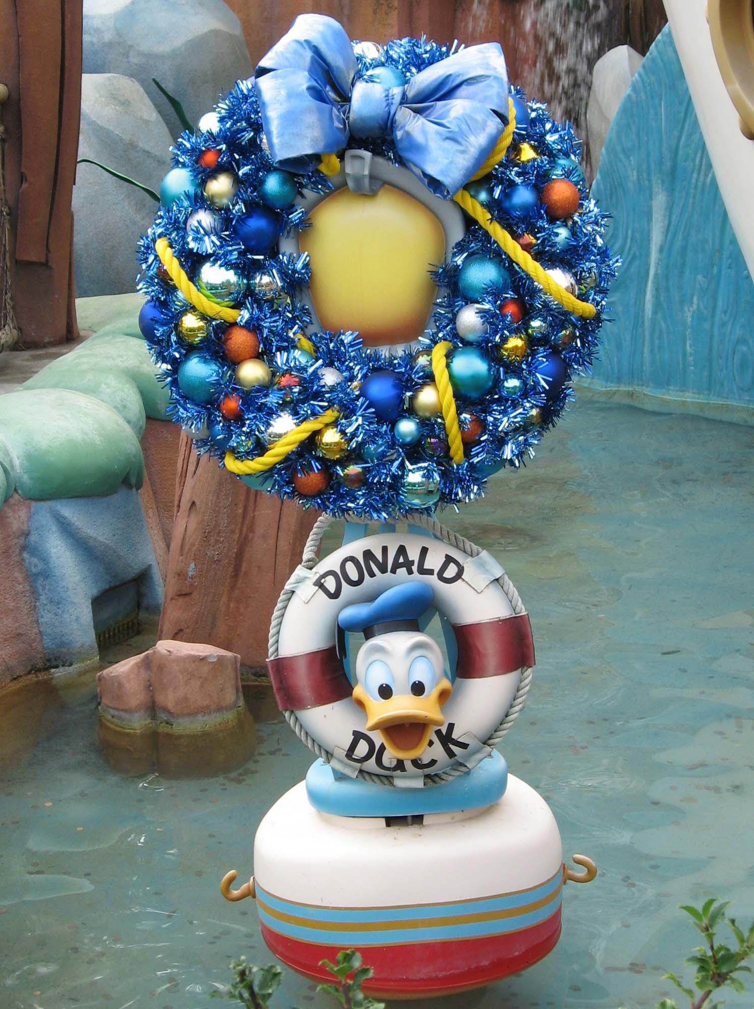 Disneyland - Donald's Boat in Toontown