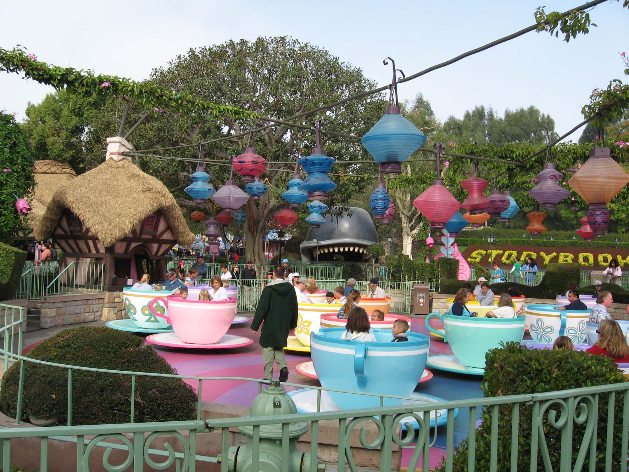 Disneyland - Mad Tea Party