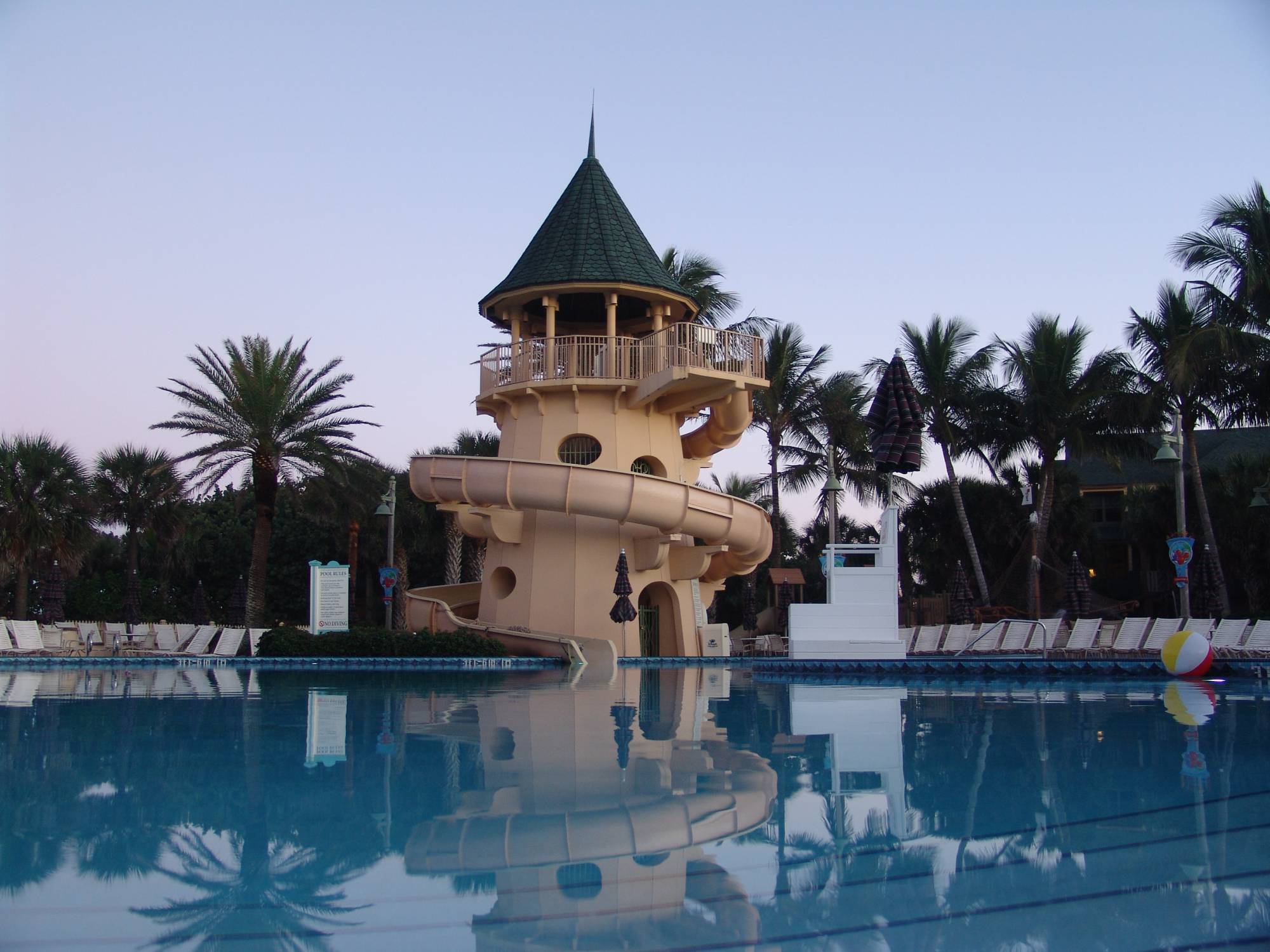 Vero Beach - pool slide