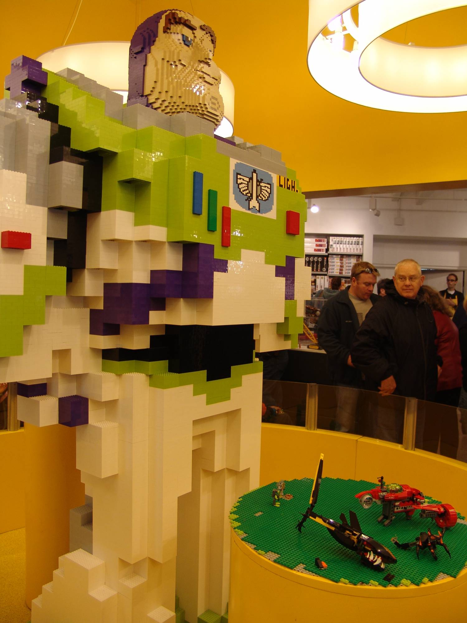 Downtown Disney - Lego store