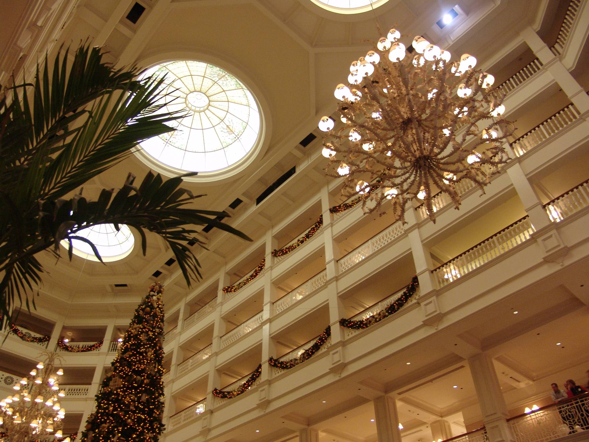Grand Floridian - lobby at Christmas