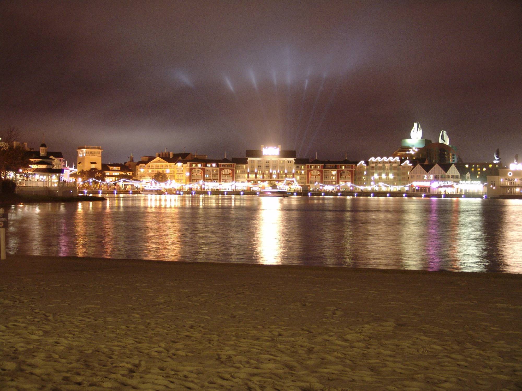 BoardWalk - at night