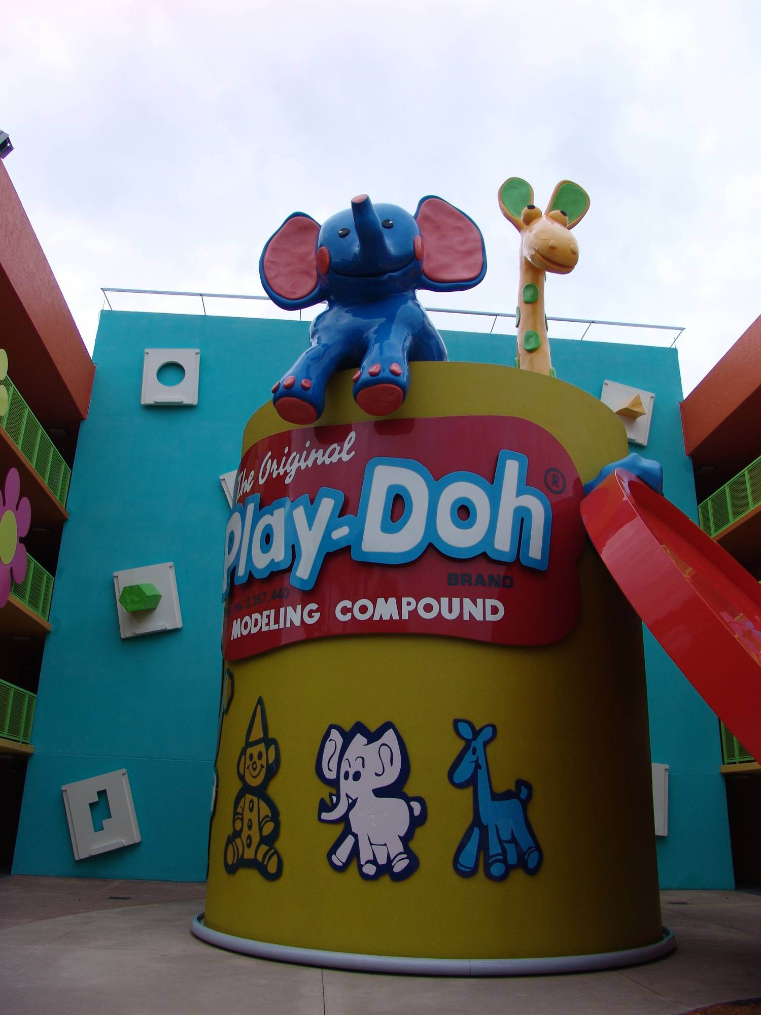 Pop Century - giant size Play-Doh