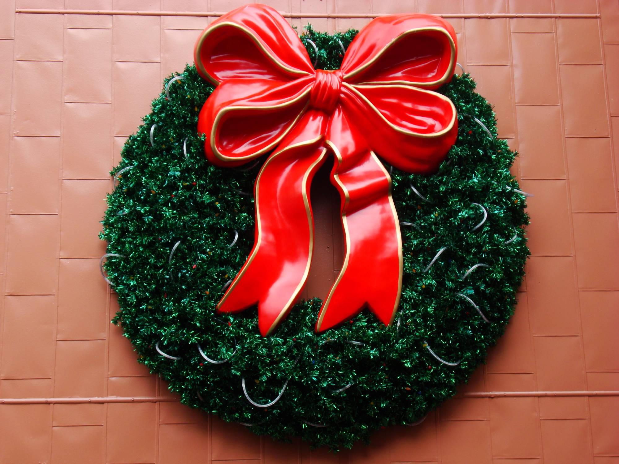 Hollywood Studios - Christmas wreath