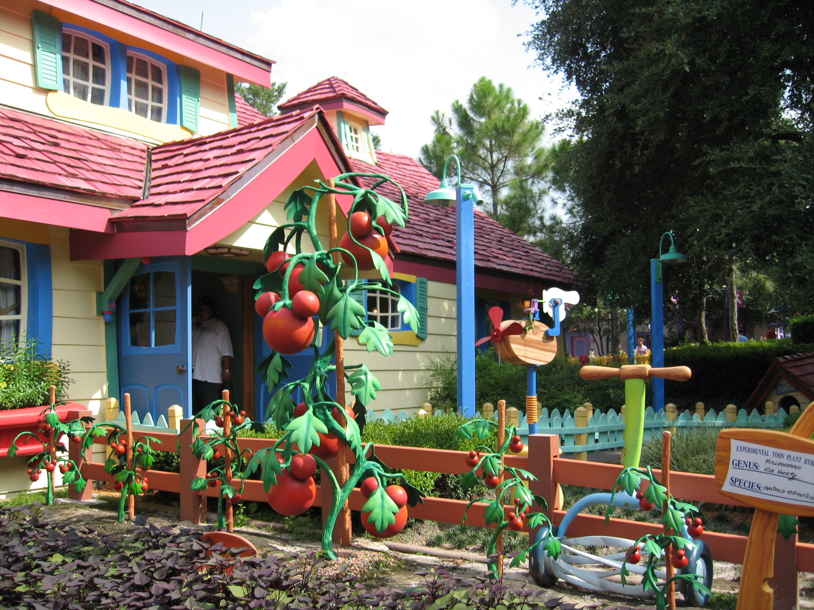 Magic Kingdom Backyard of Mickey's House
