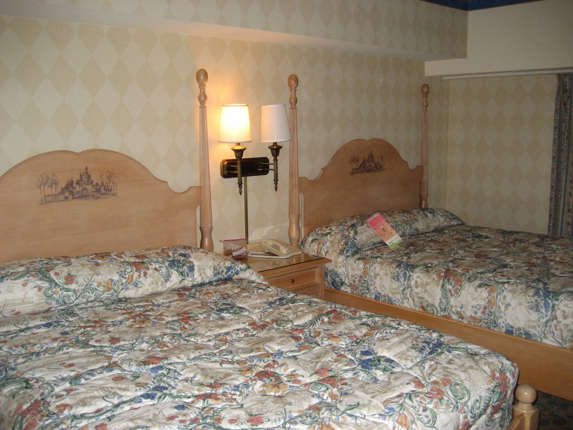 Disneyland Hotel - Guest Room Bed