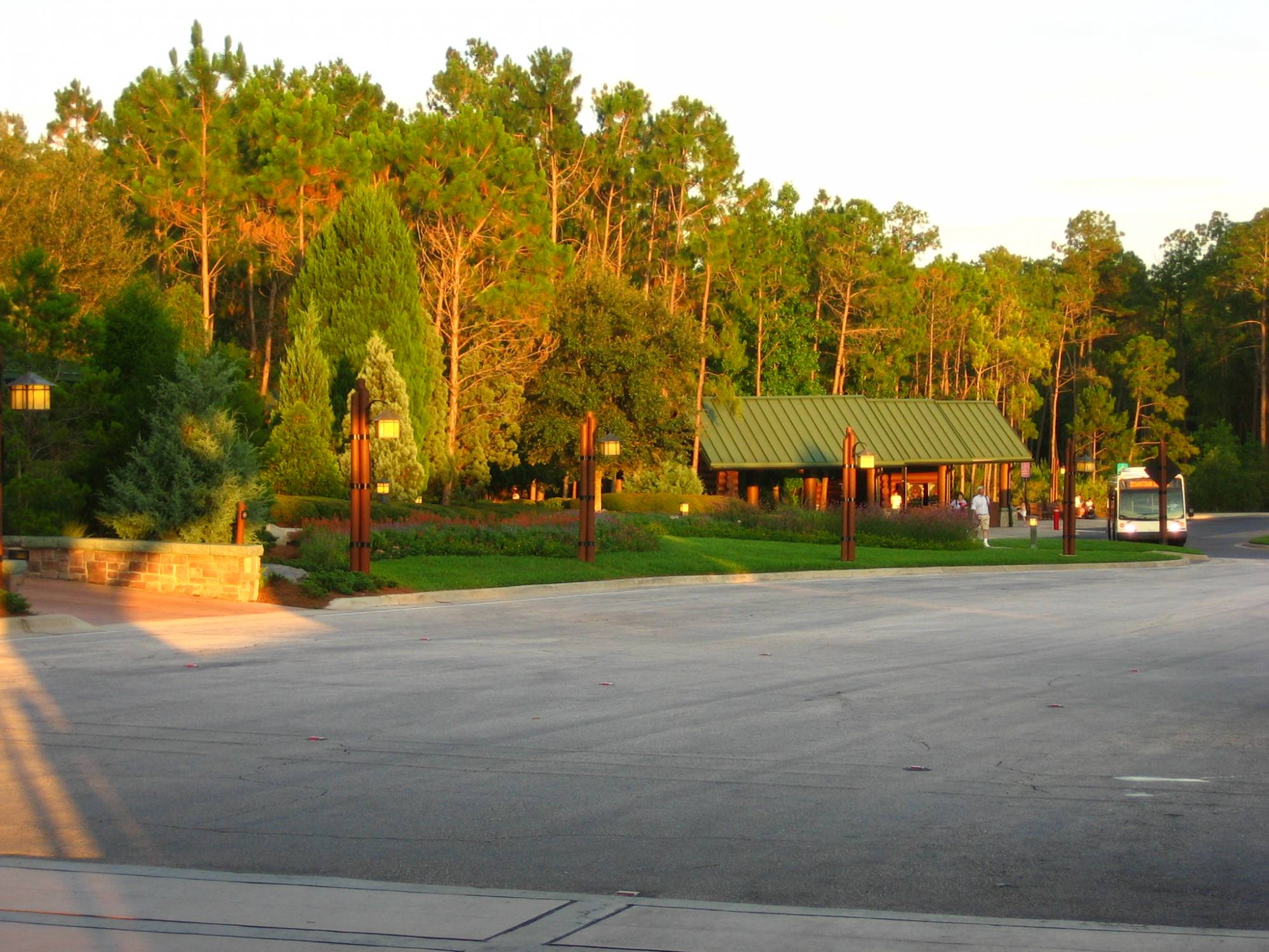 Wilderness Lodge - Bus Stop