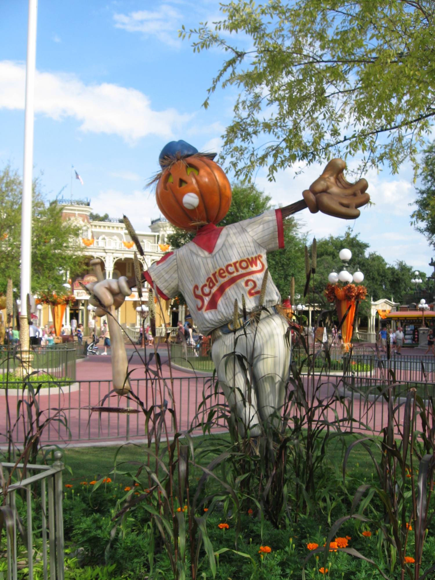 Magic Kingdom - Halloween - Scarecrow