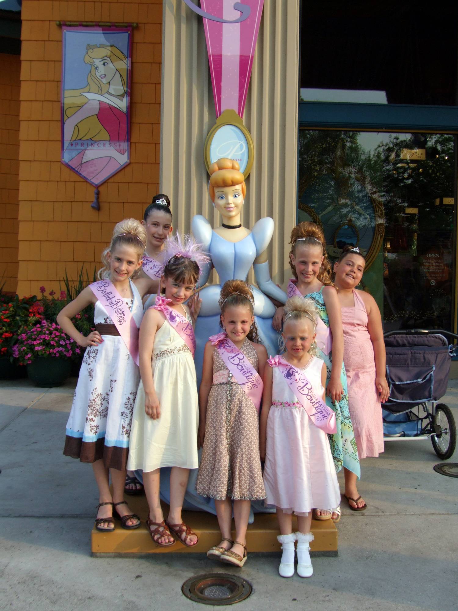 Downtown Disney - Bibbity Bobbity Boutique - Princesses