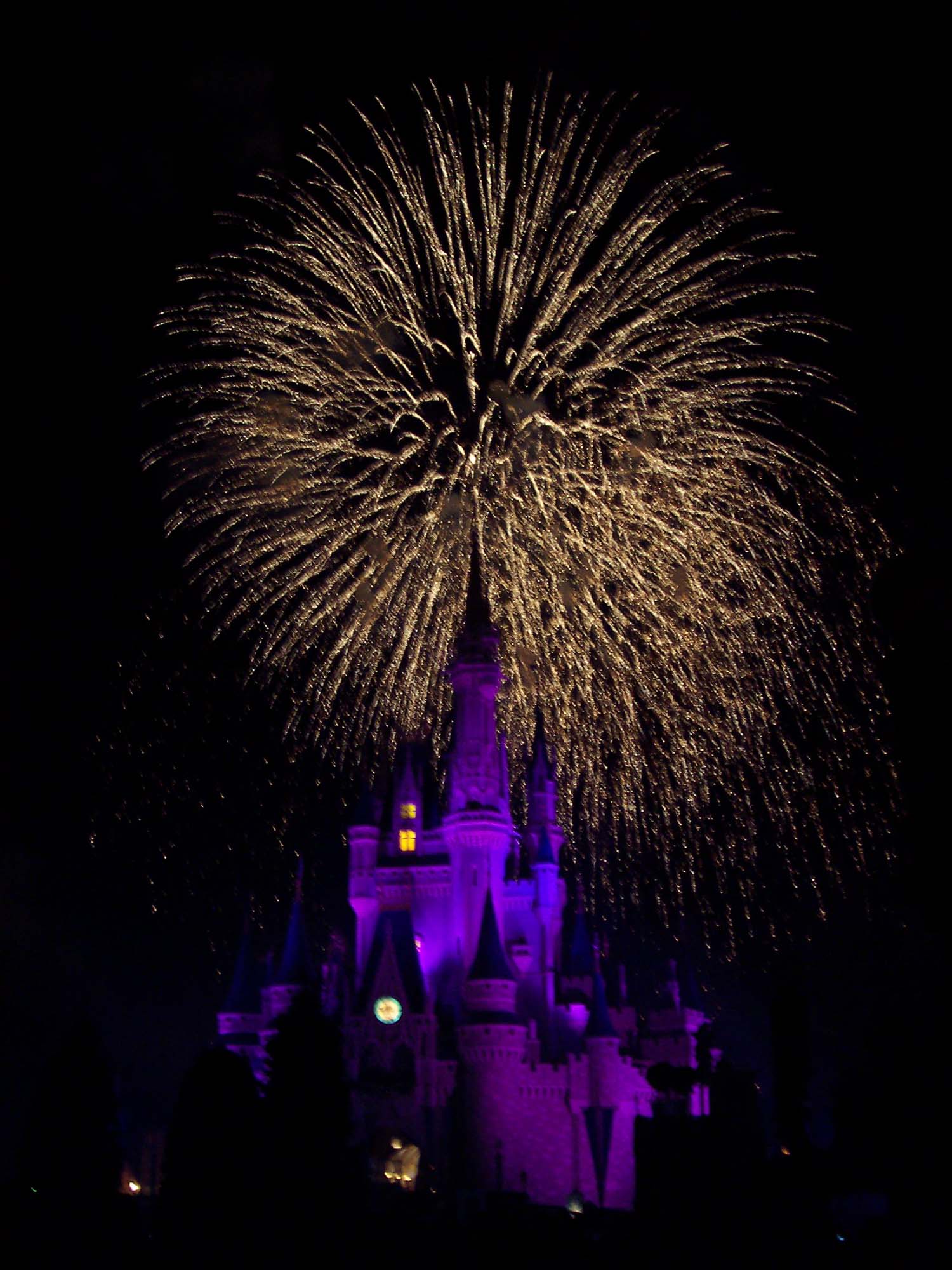 Mickey's Very Merry Christmas Party fireworks
