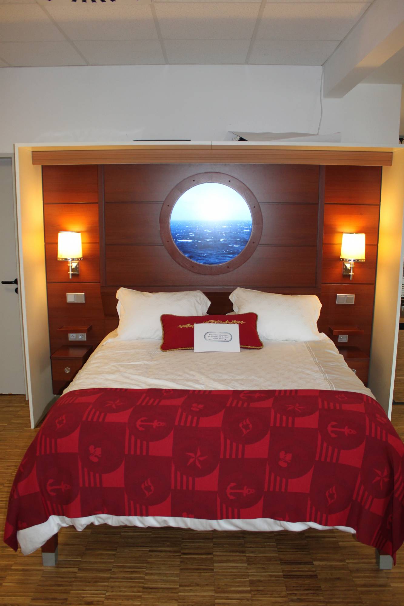 Disney Dream Stateroom with Virtual Porthole