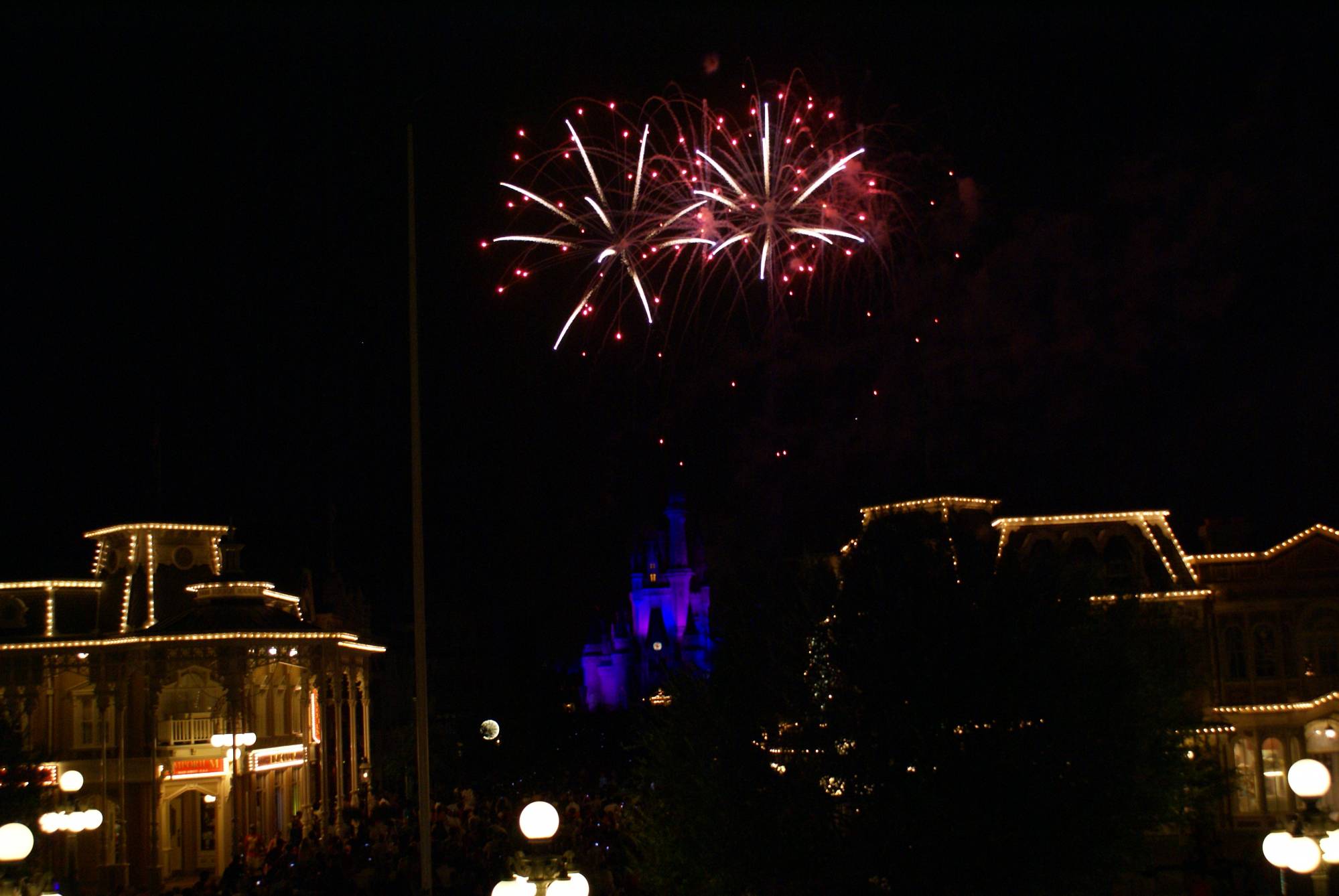Magic Kingdom - SummerNIghtastic Fireworks