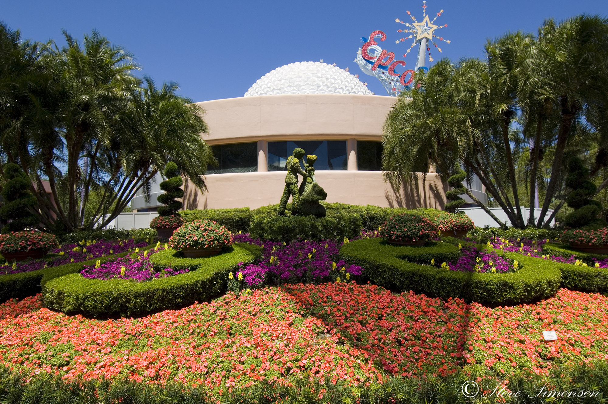 Epcot - Topiary during Flower and Garden Festival