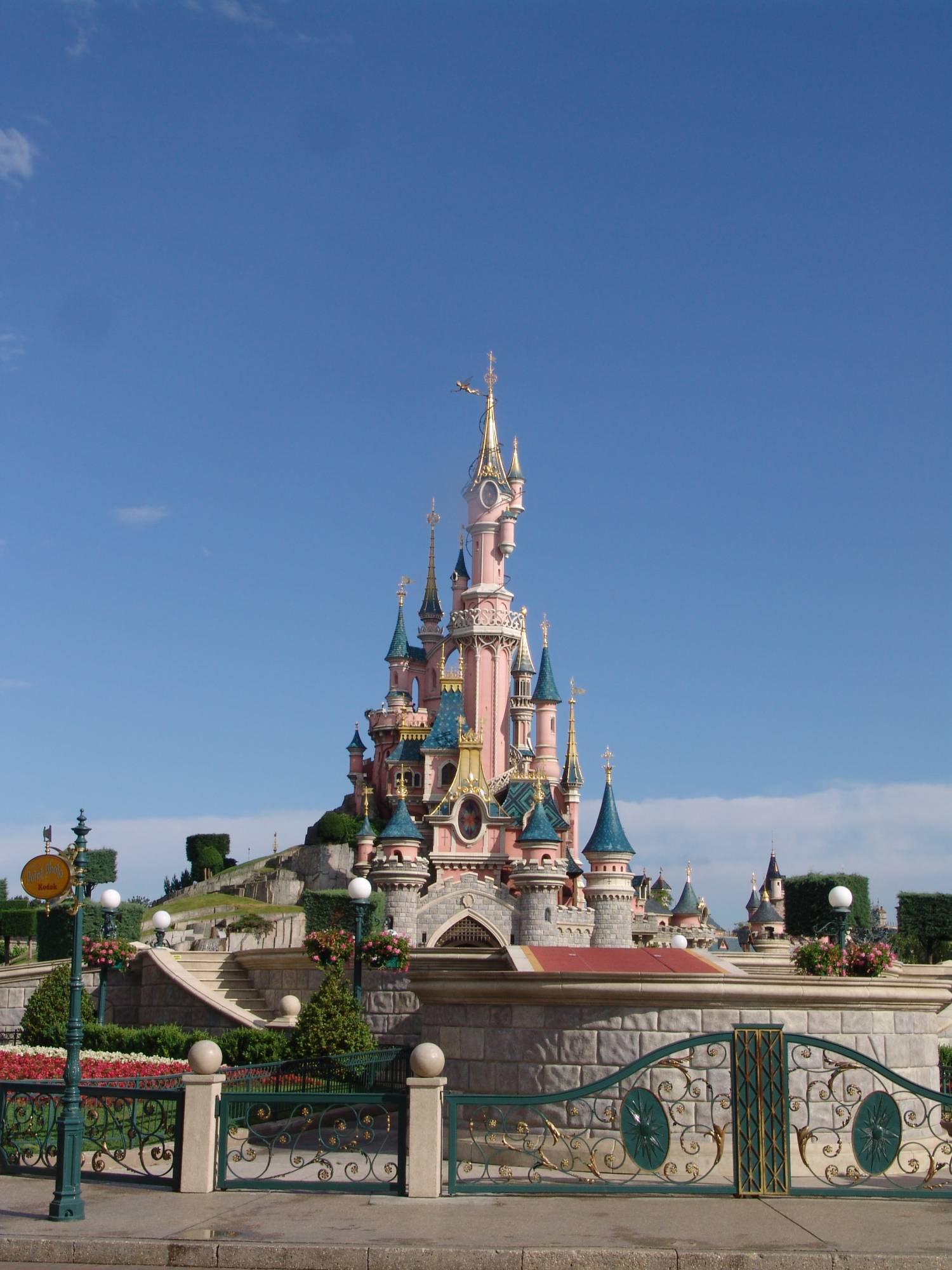 Disneyland Paris - Sleeping Beauty Castle