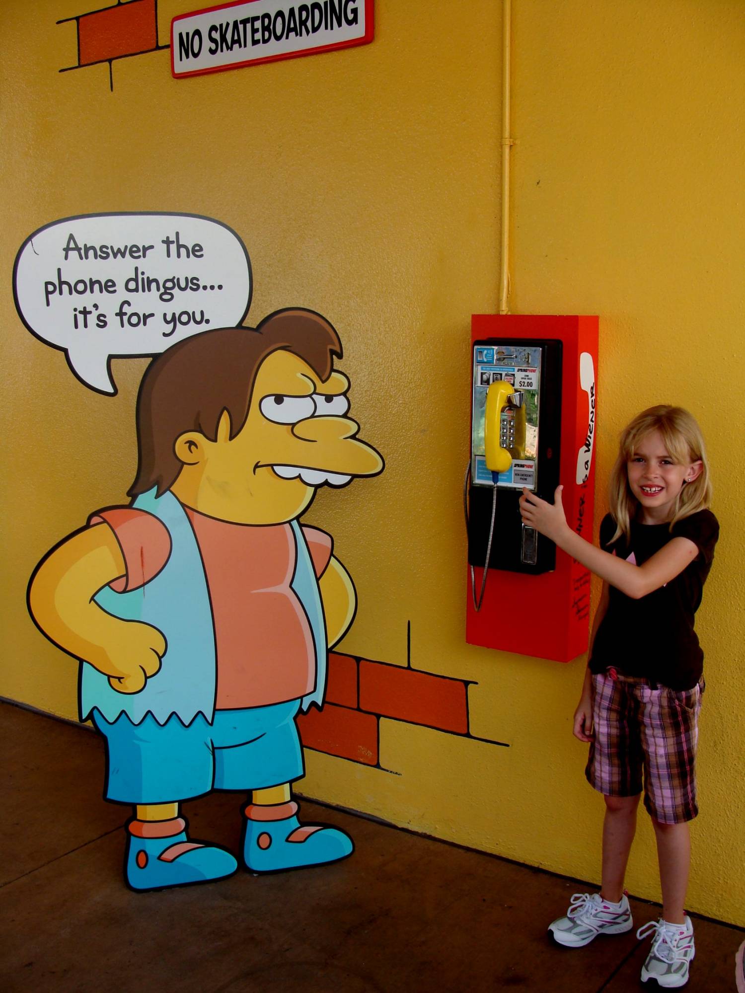 Simpsons store (Kwik-E-Mart)